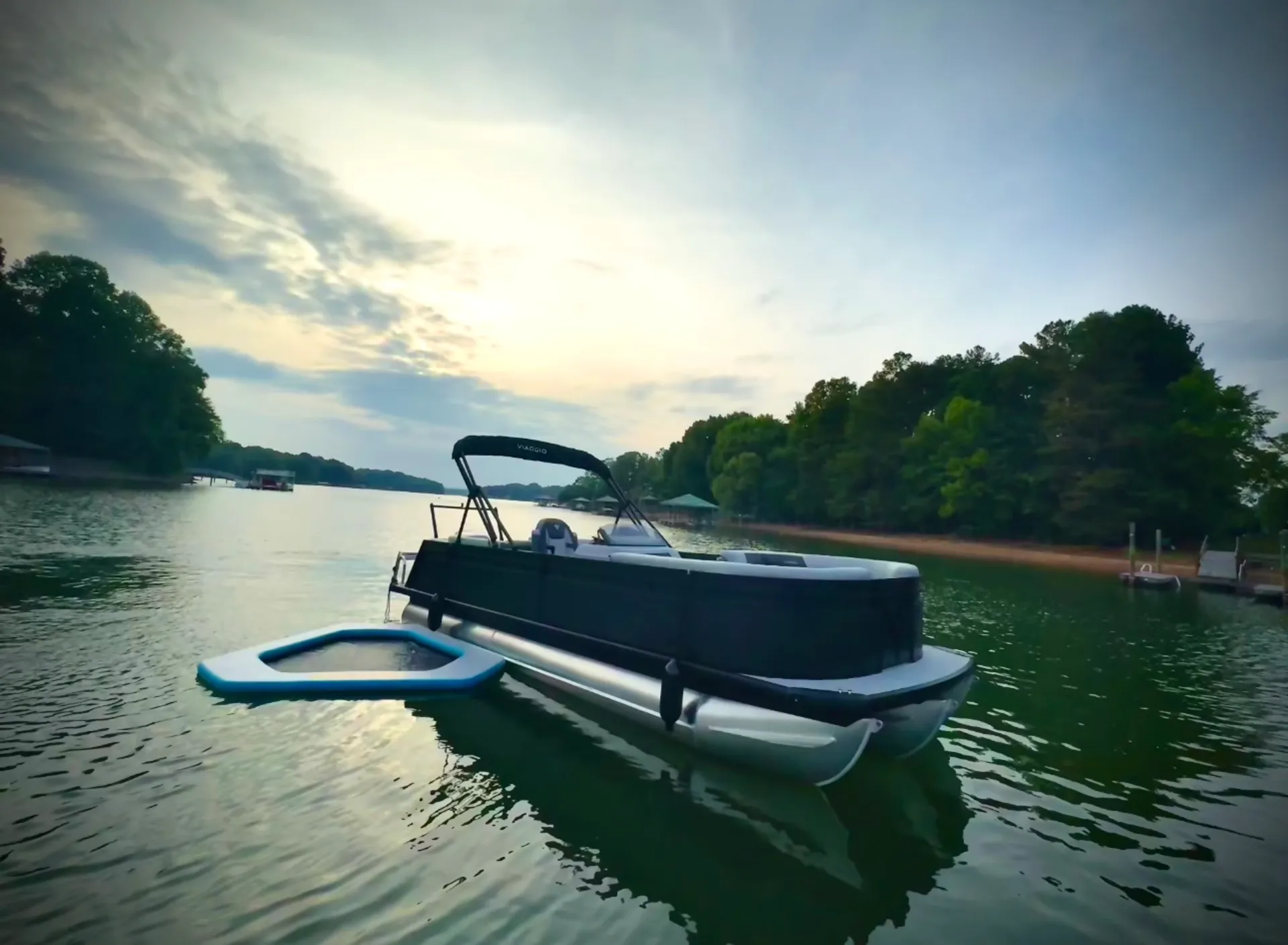VIAGGIO BY MISTY HARBOR LAGO V 22U in Mooresville, NC