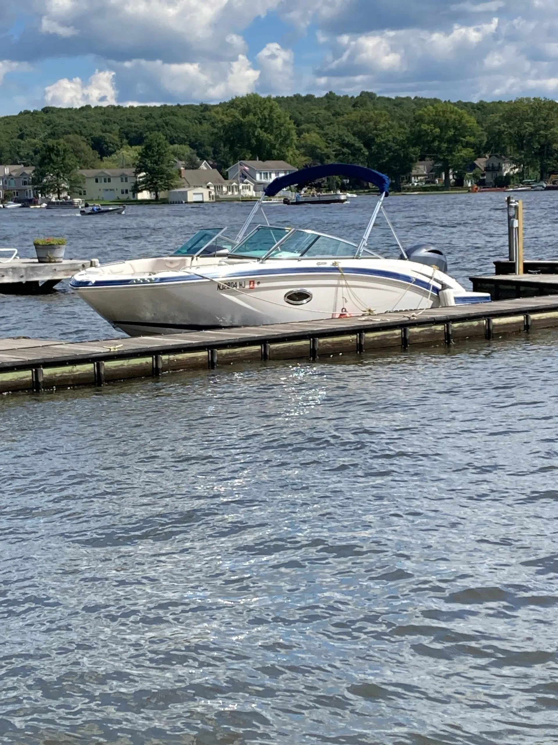 Chaparral Boats 210 SUNCOAST W/F150XB in Mount Arlington, NJ — photo 7