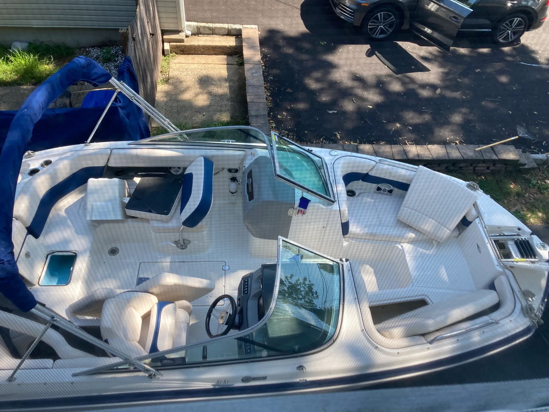 Sunset Breeze — 21' Chaparral Bowrider