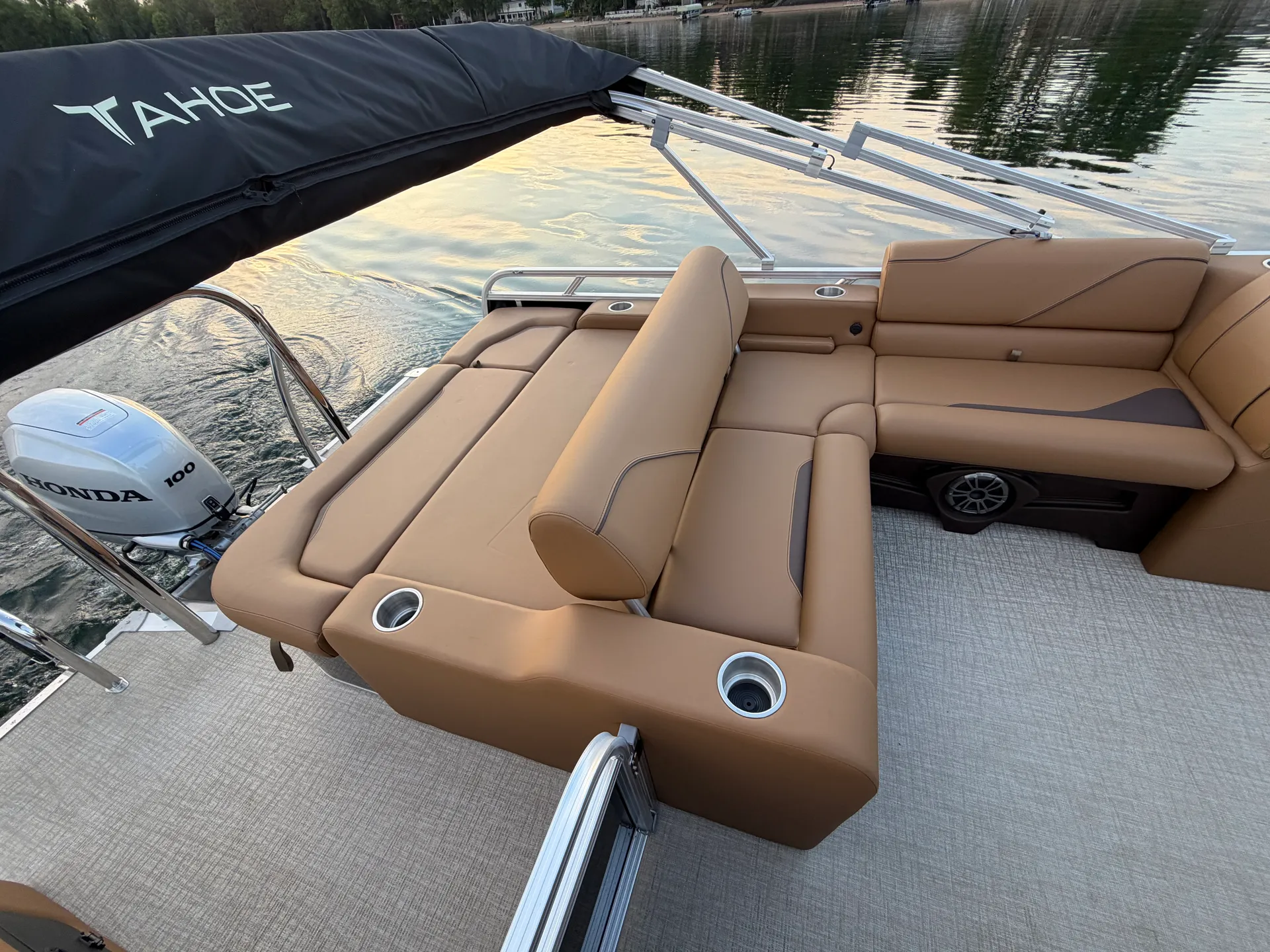 TAHOE PONTOONS SPORT 85 CRUISE REAR BENCH 2185 CRB in Columbus, MN — photo 4