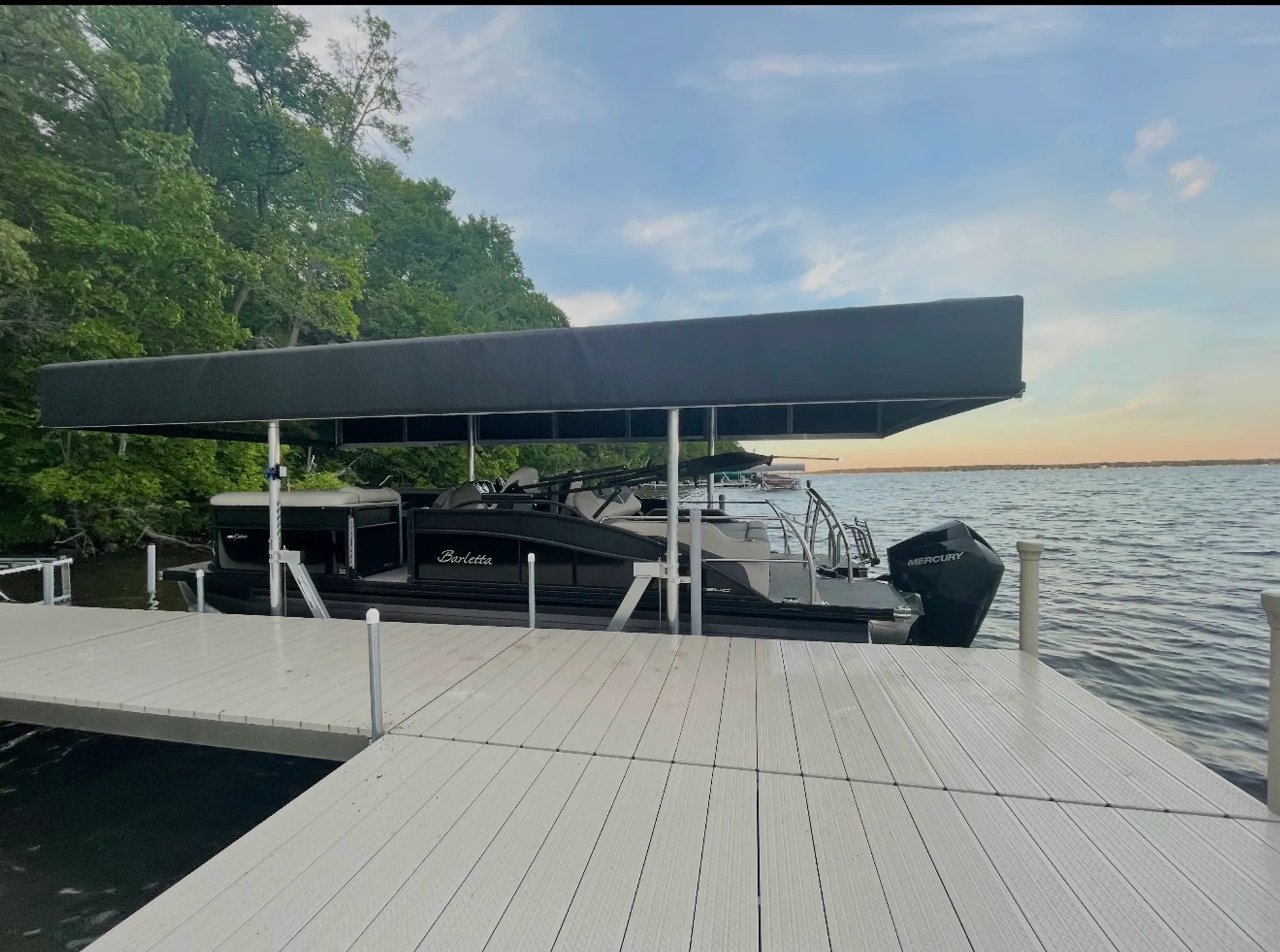 BARLETTA BOATS C22UC TRITOON in Nisswa, MN — photo 2