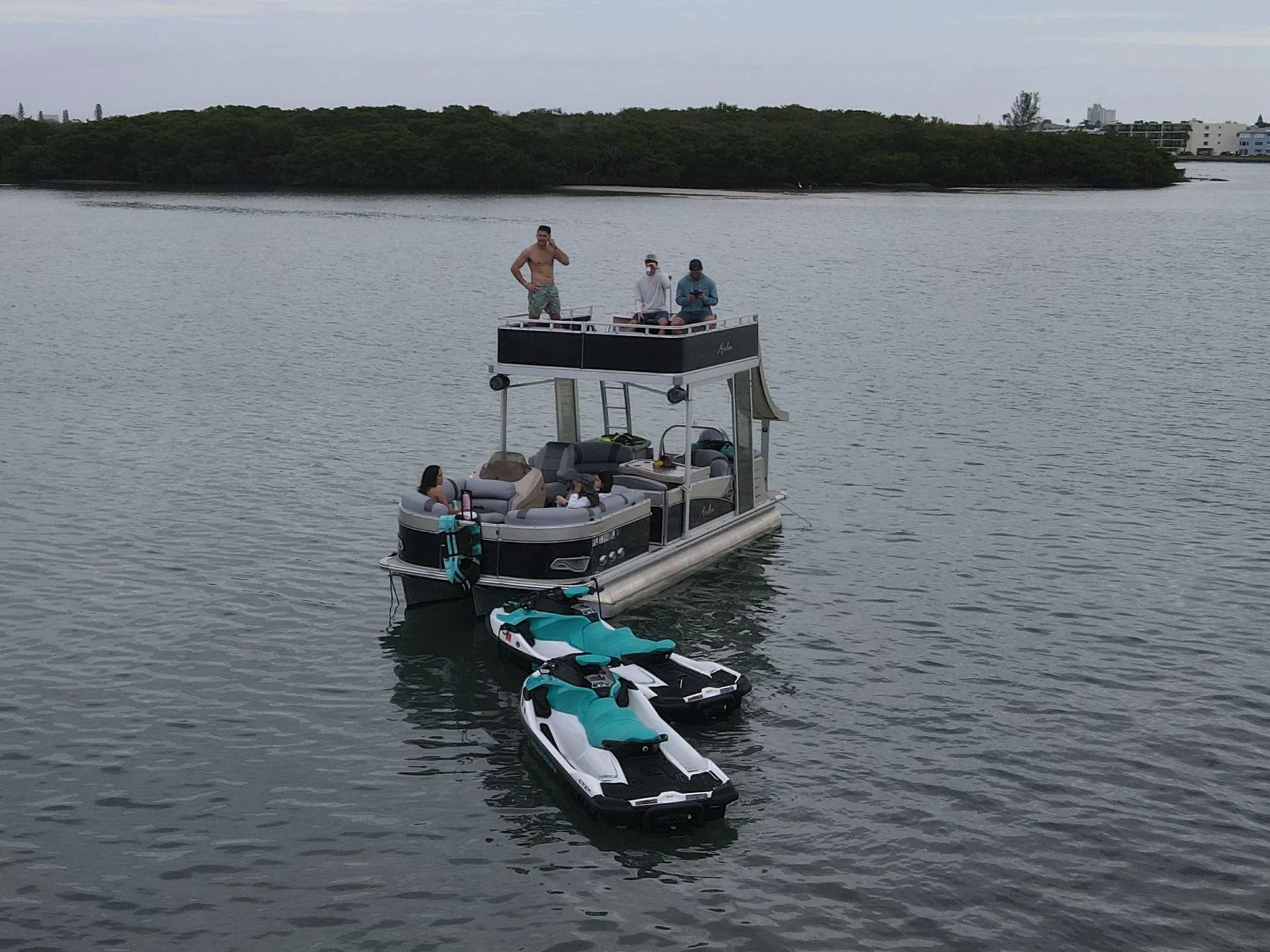 AVALON PONTOONS CATALINA CRUISE 2585CR in St. Petersburg, FL — photo 3