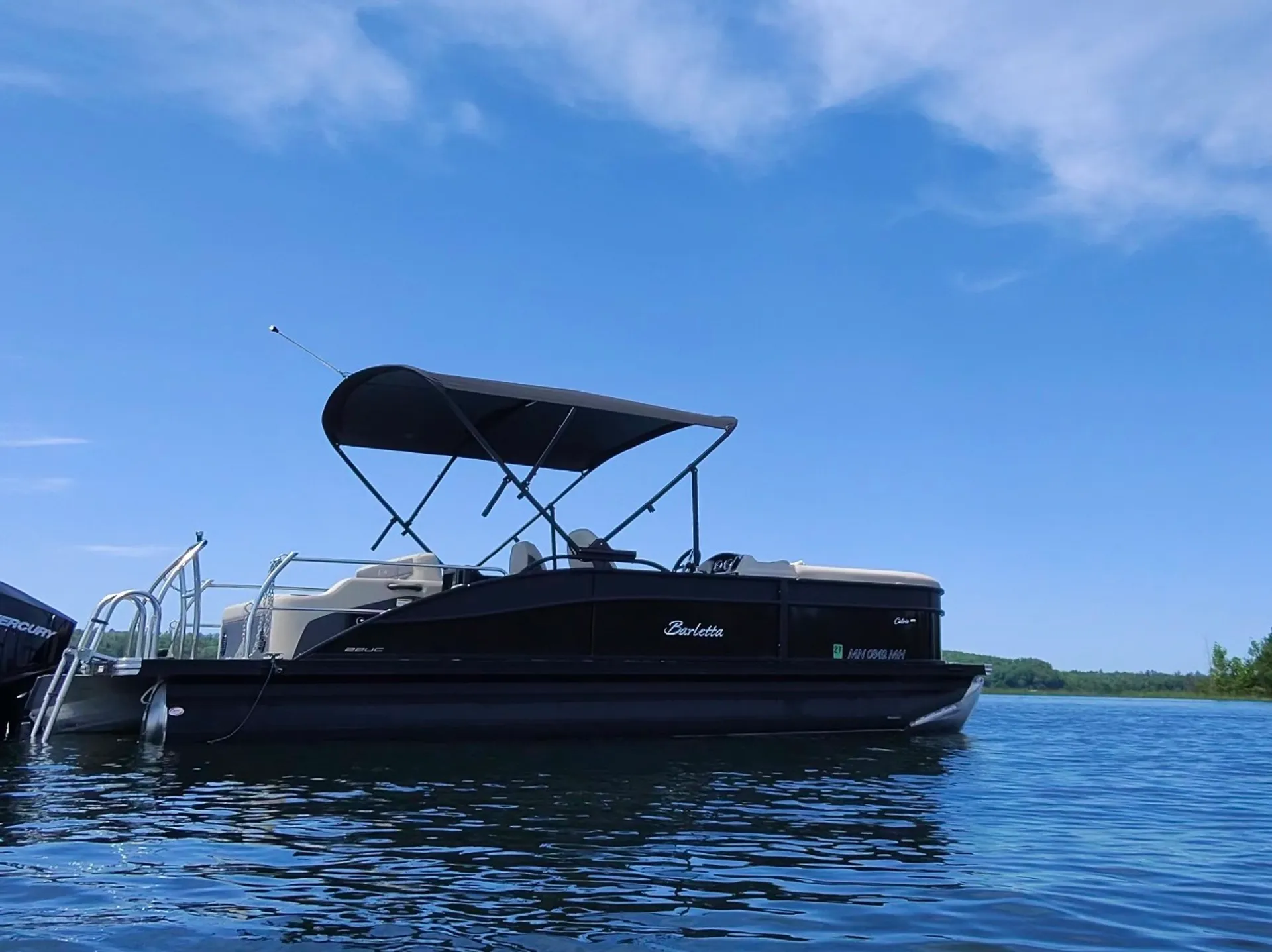 BARLETTA BOATS C22UC TRITOON in Nisswa, MN