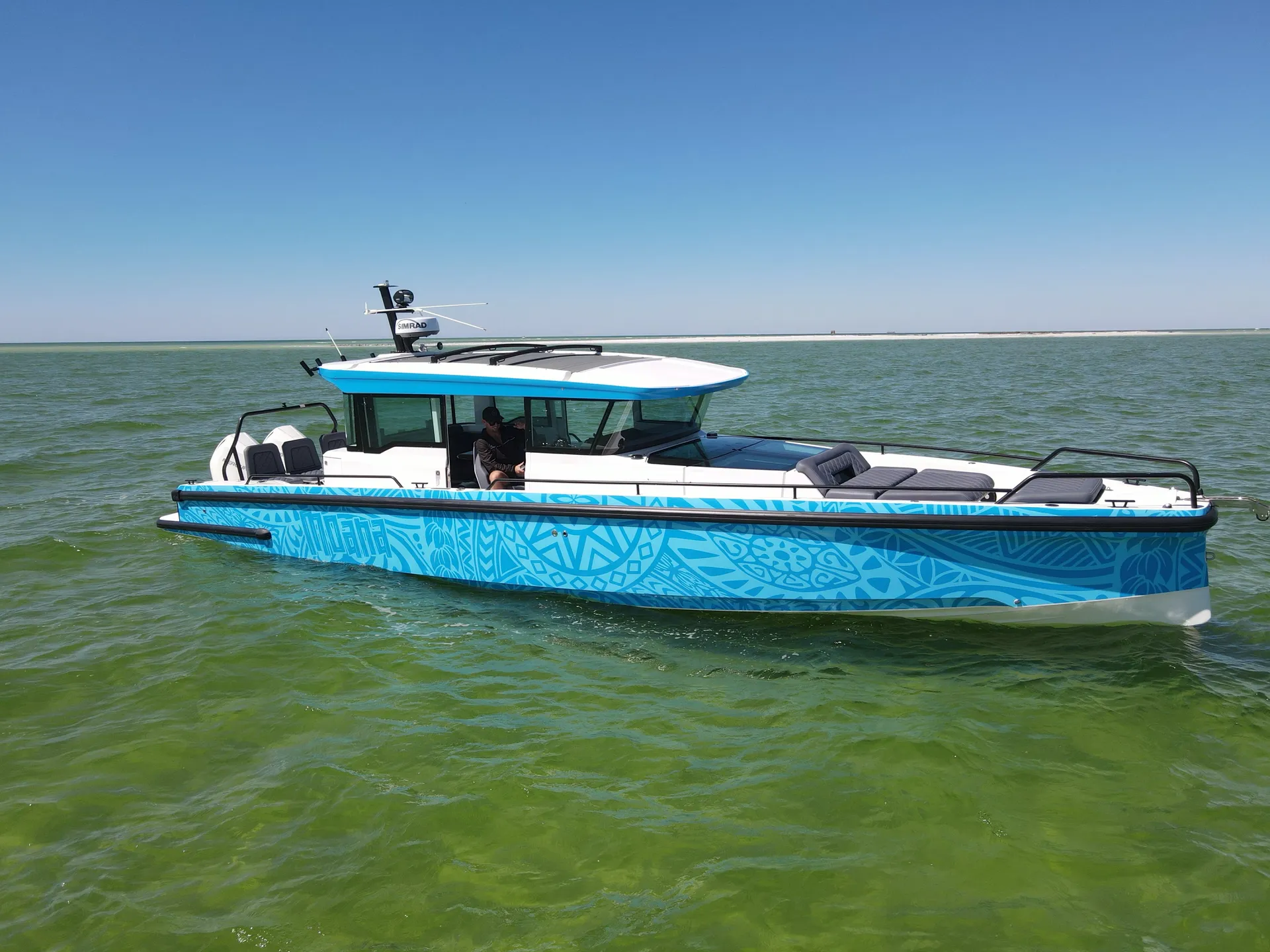 Axopar 37 XC Cross Cabin in Anna Maria, FL