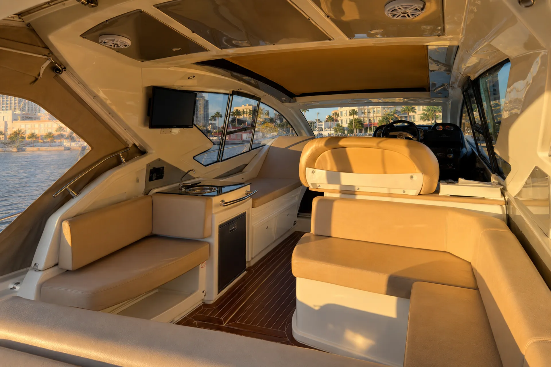 Luxury 44ft Cranchi Hardtop Italian Yatch 