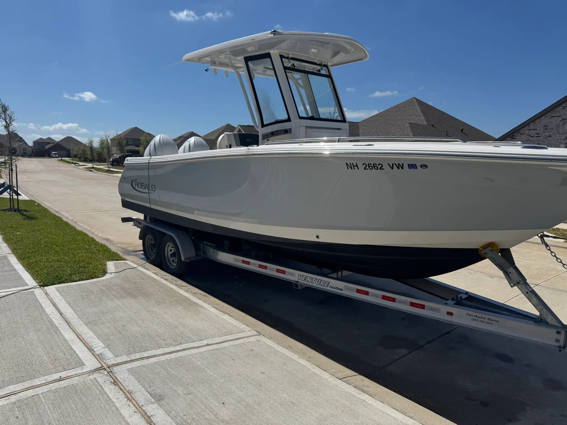 ROBALO R250 in Galveston, TX — photo 3