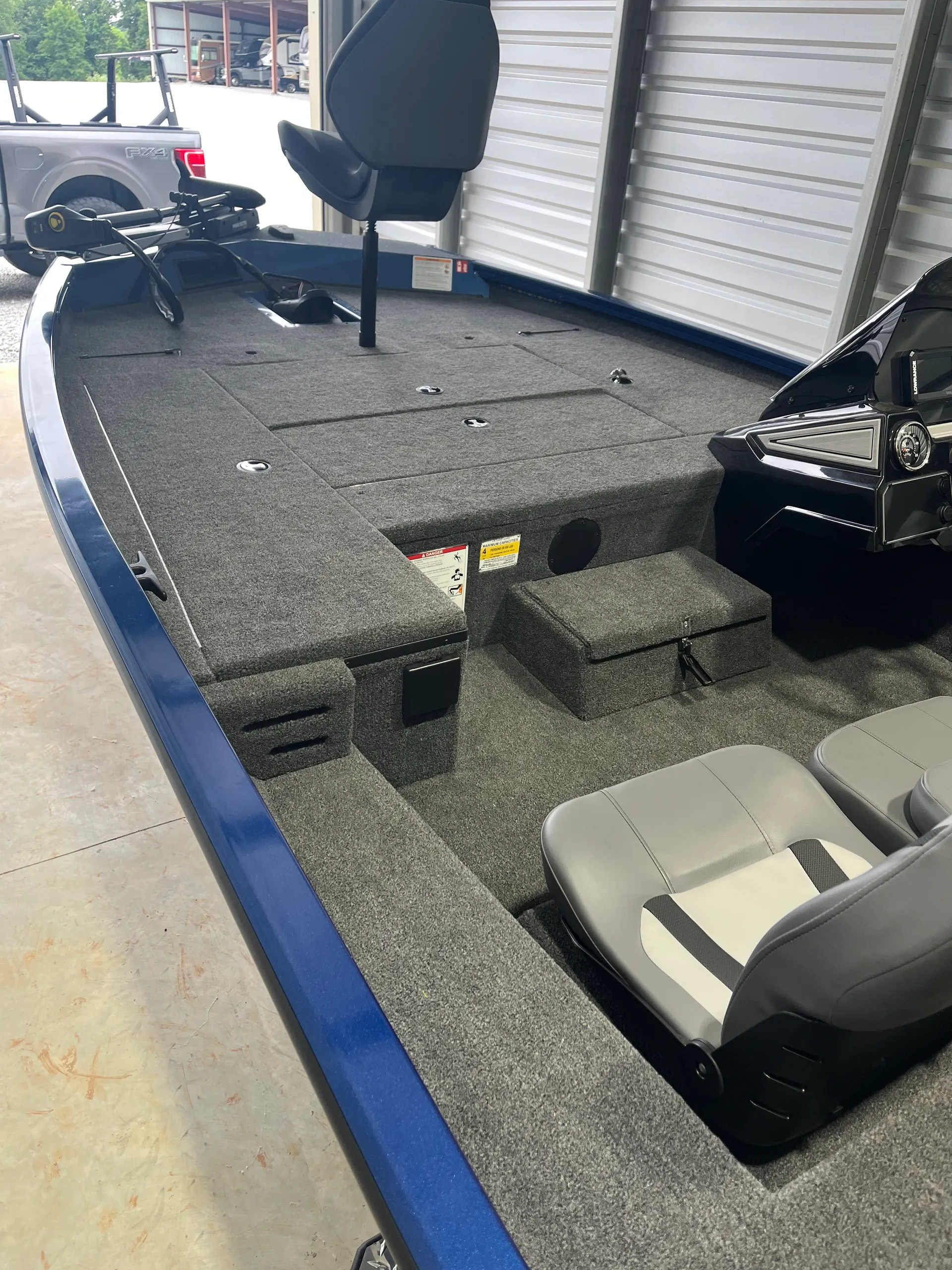 LOWE BOATS STINGER 175 C in Fayetteville, AR — photo 6