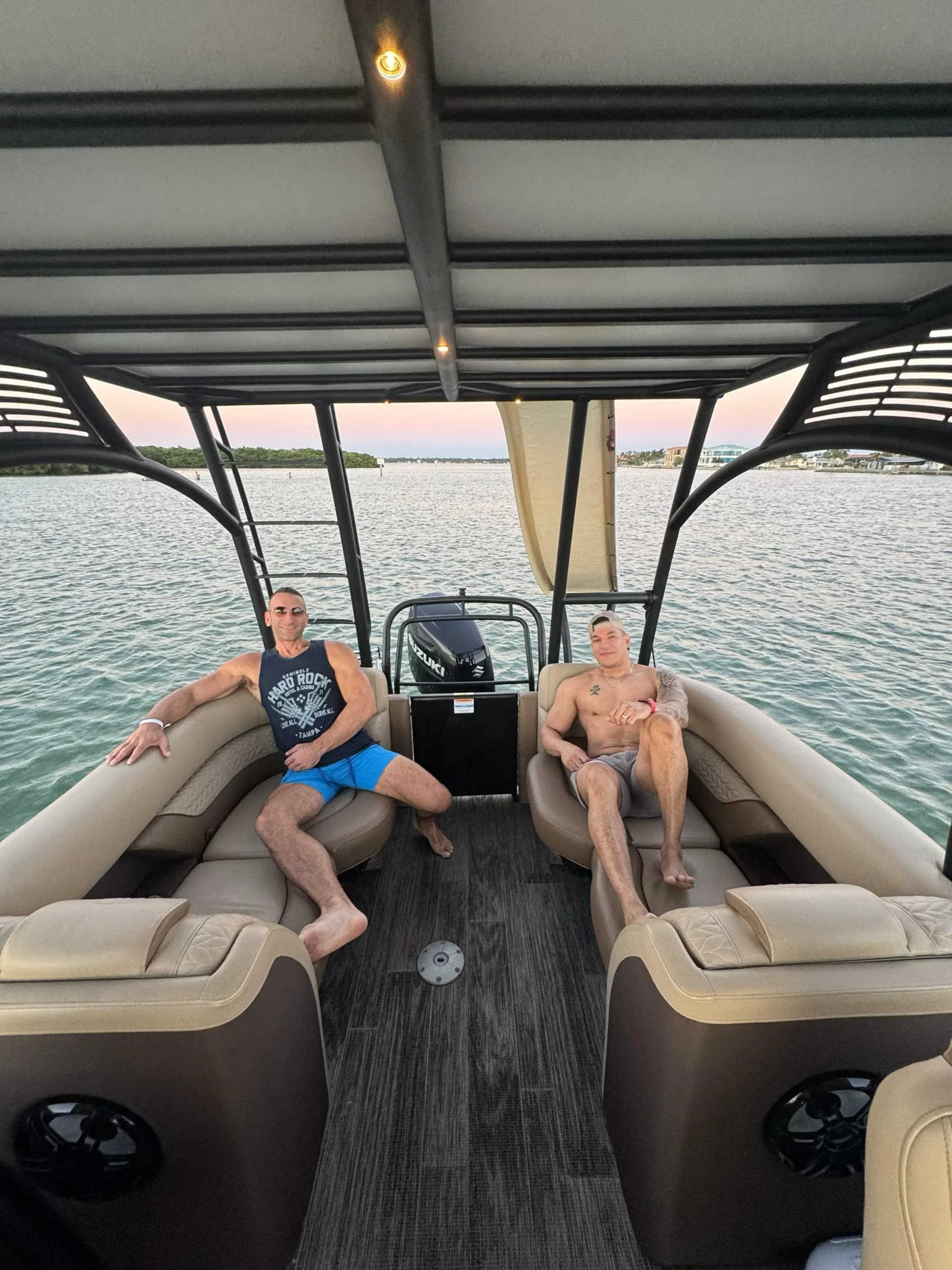 Godfrey Marine Monaco 255 SD SUNDECK // 29in. iMPACT TRITOON in Tampa, FL — photo 6