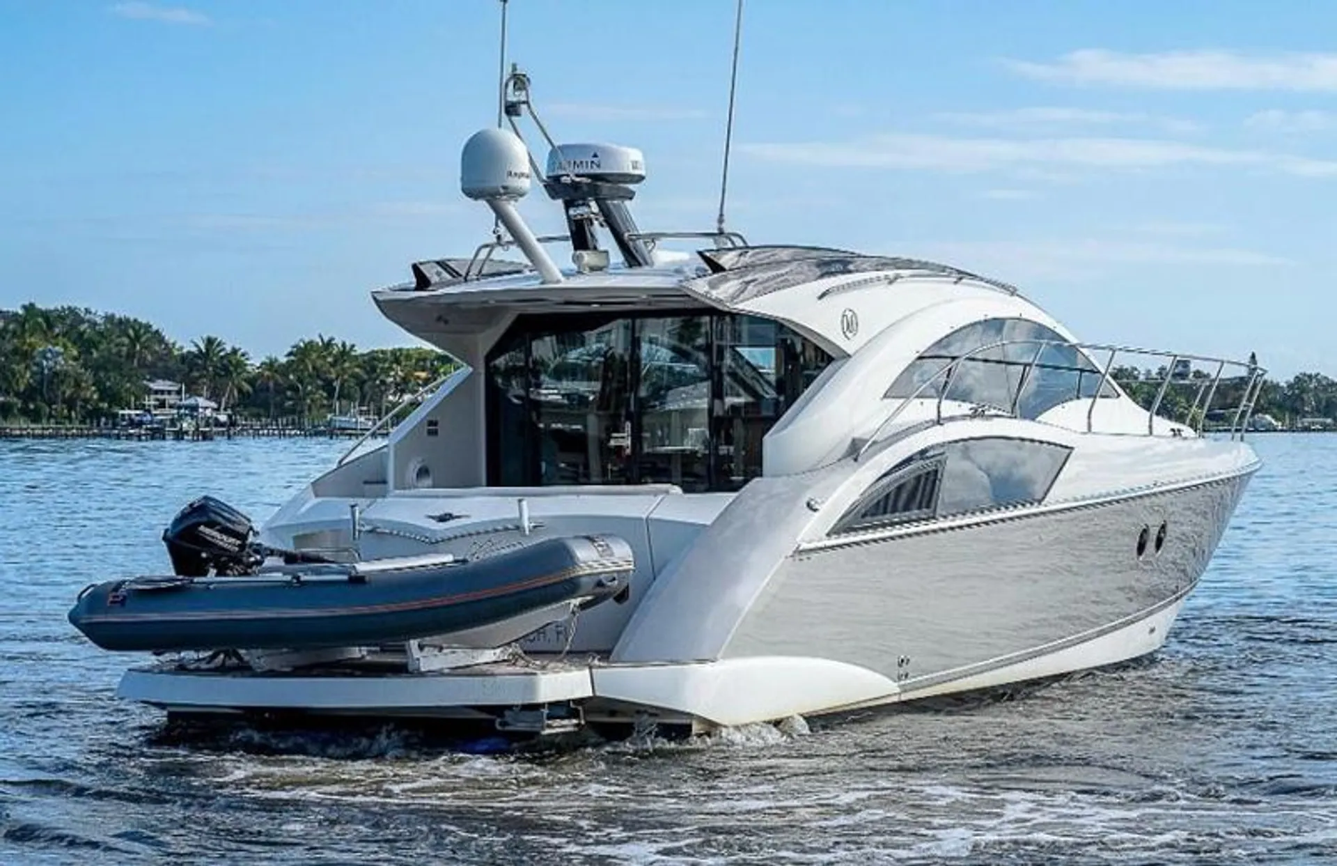 MARQUIS YACHTS 420 SPORT COUPE in Miami, FL — photo 4