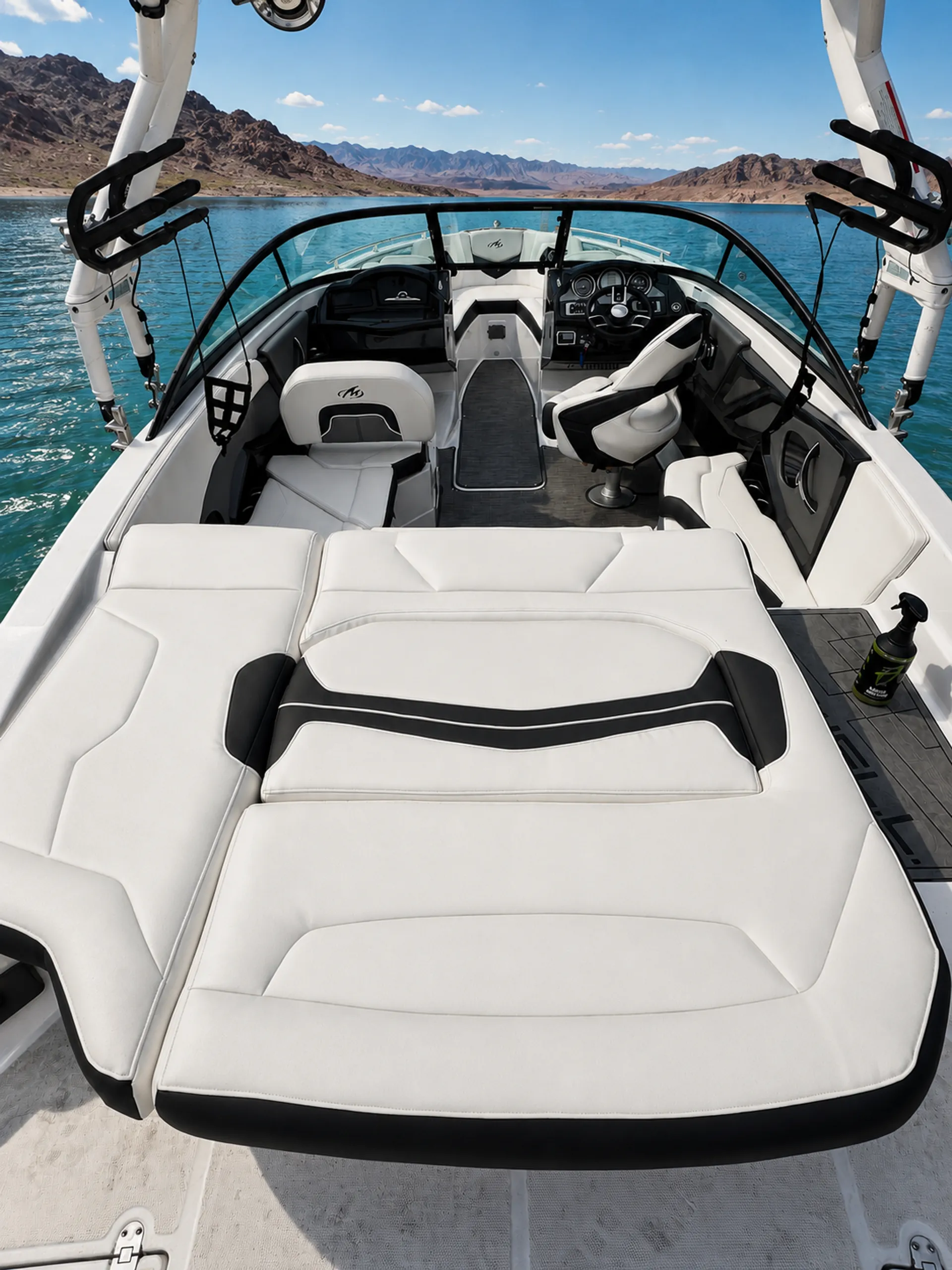 MONTEREY BOATS 234SS in Boulder City, NV — photo 5