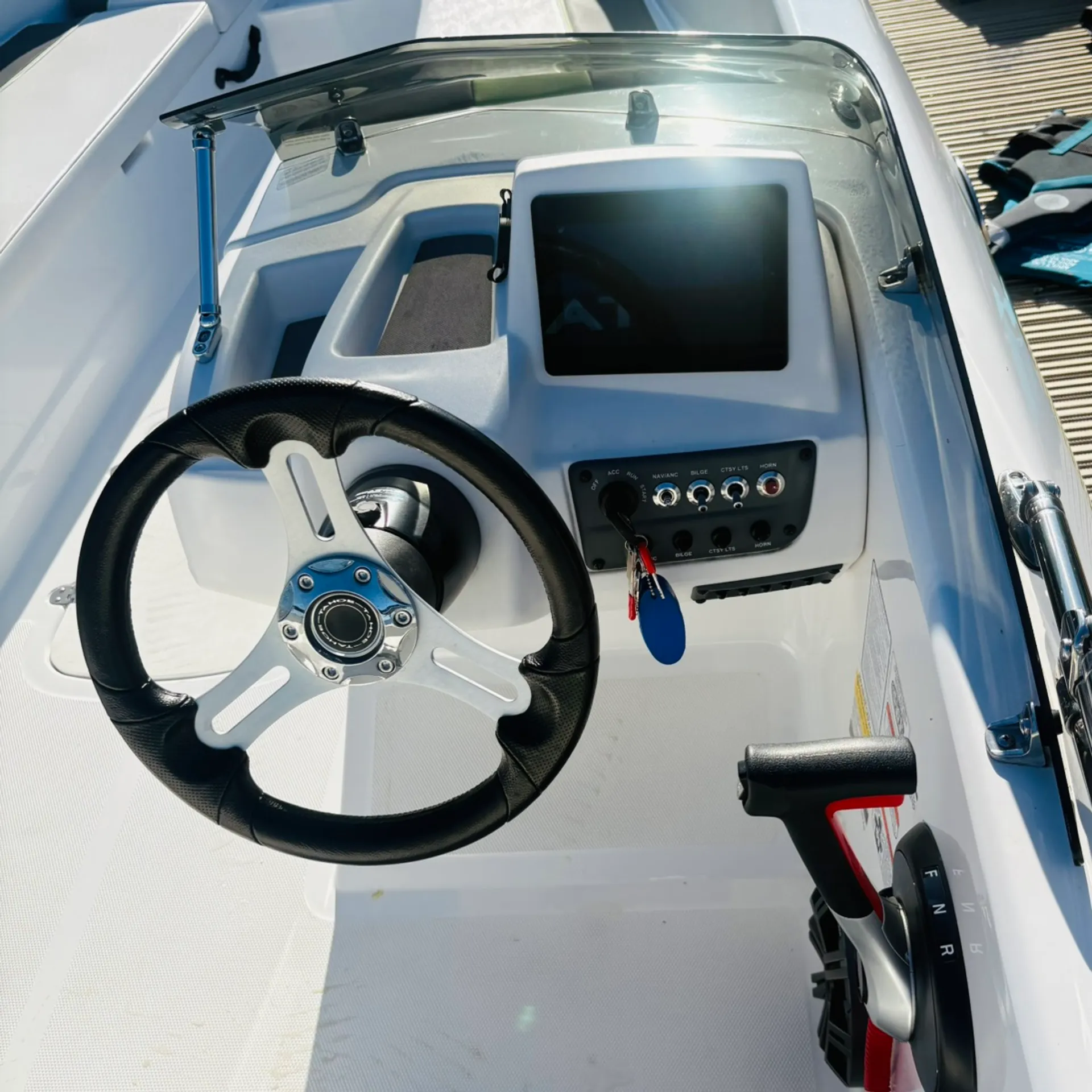 TAHOE BY TRACKER MARINE T18 in Modesto, CA — photo 7