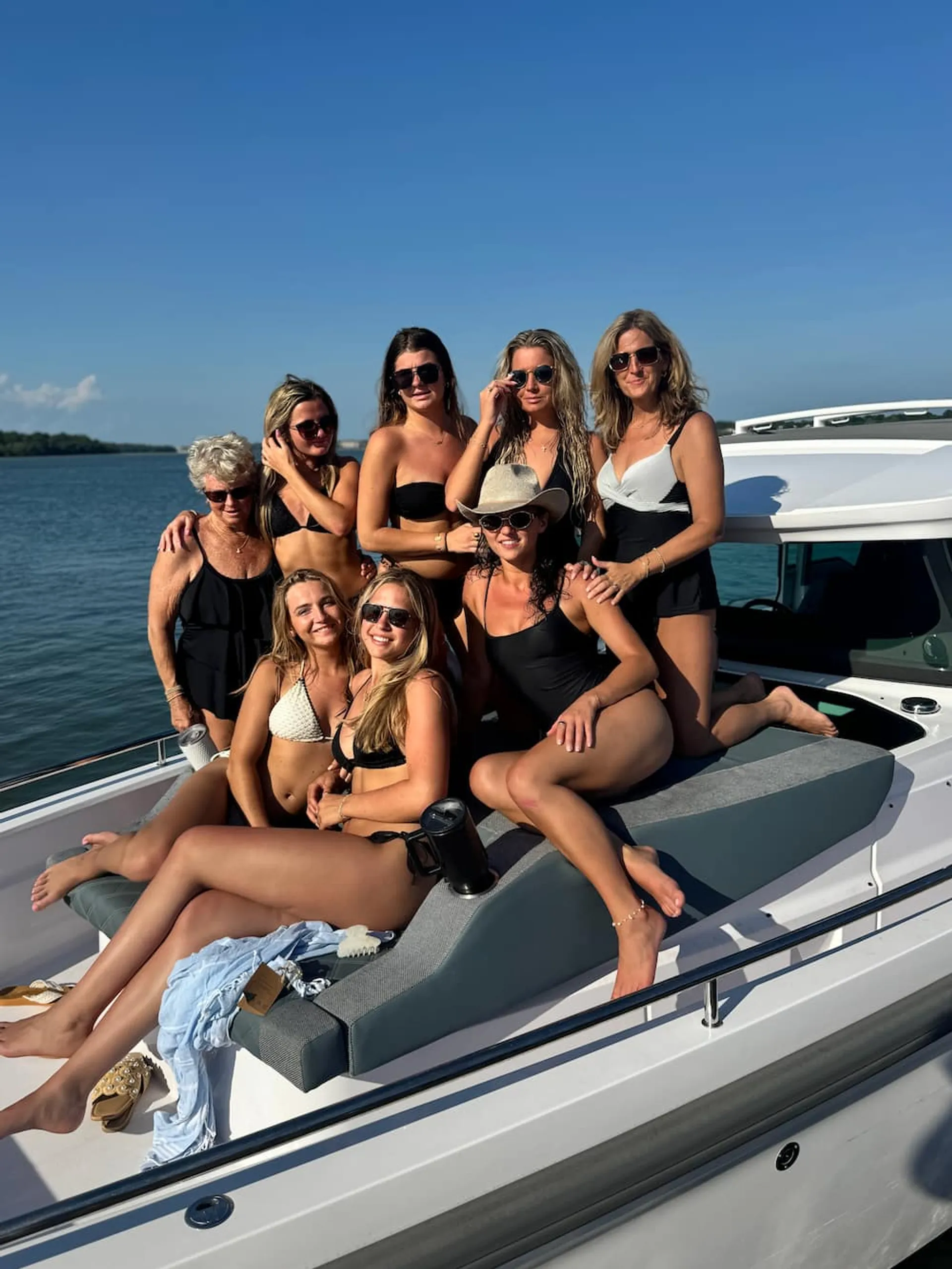 AXOPAR 37 CROSS CABIN in Hilton Head Island, SC — photo 8