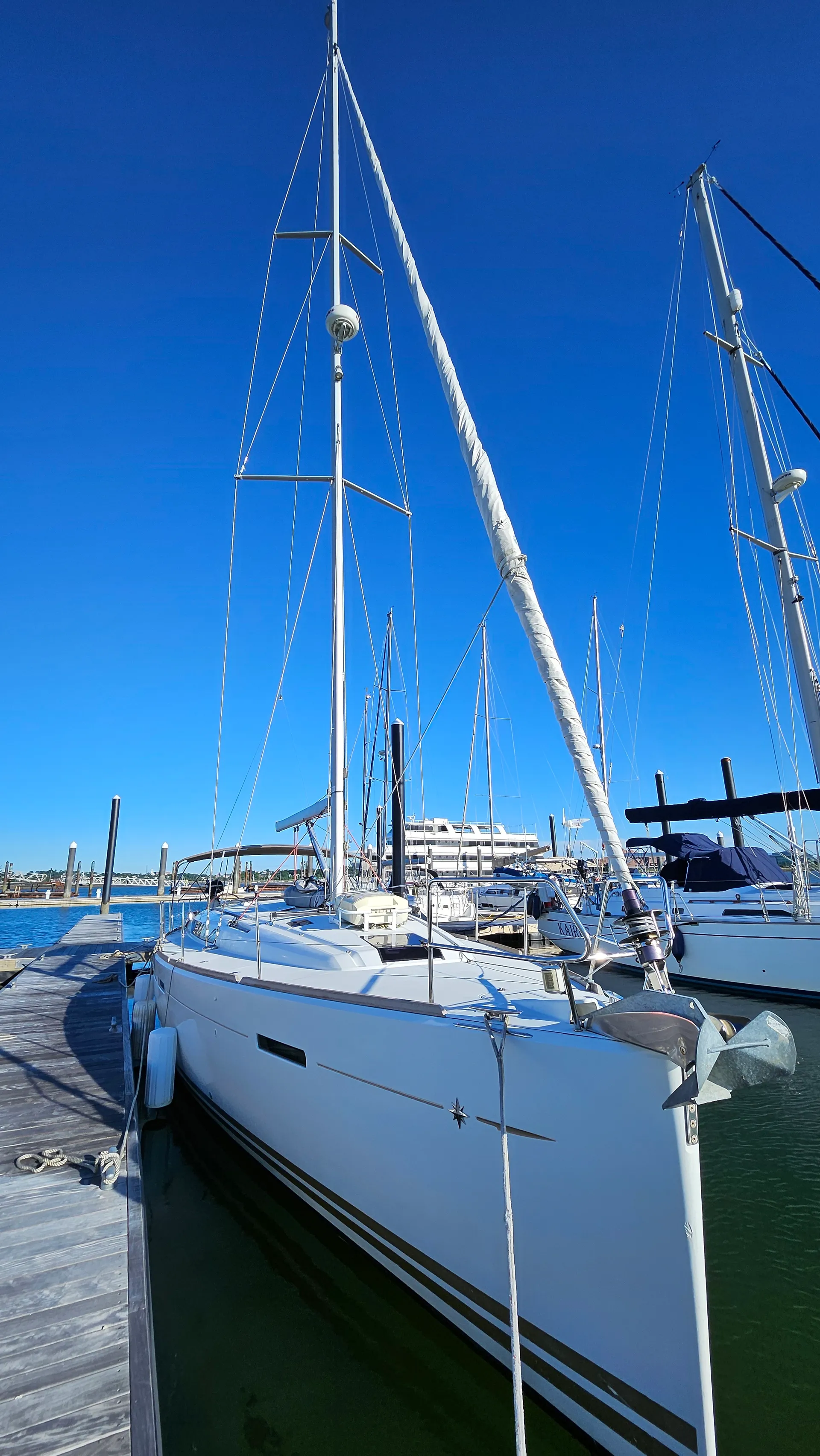 Jeanneau Sun Odyssey 439 in Quincy, MA — photo 5