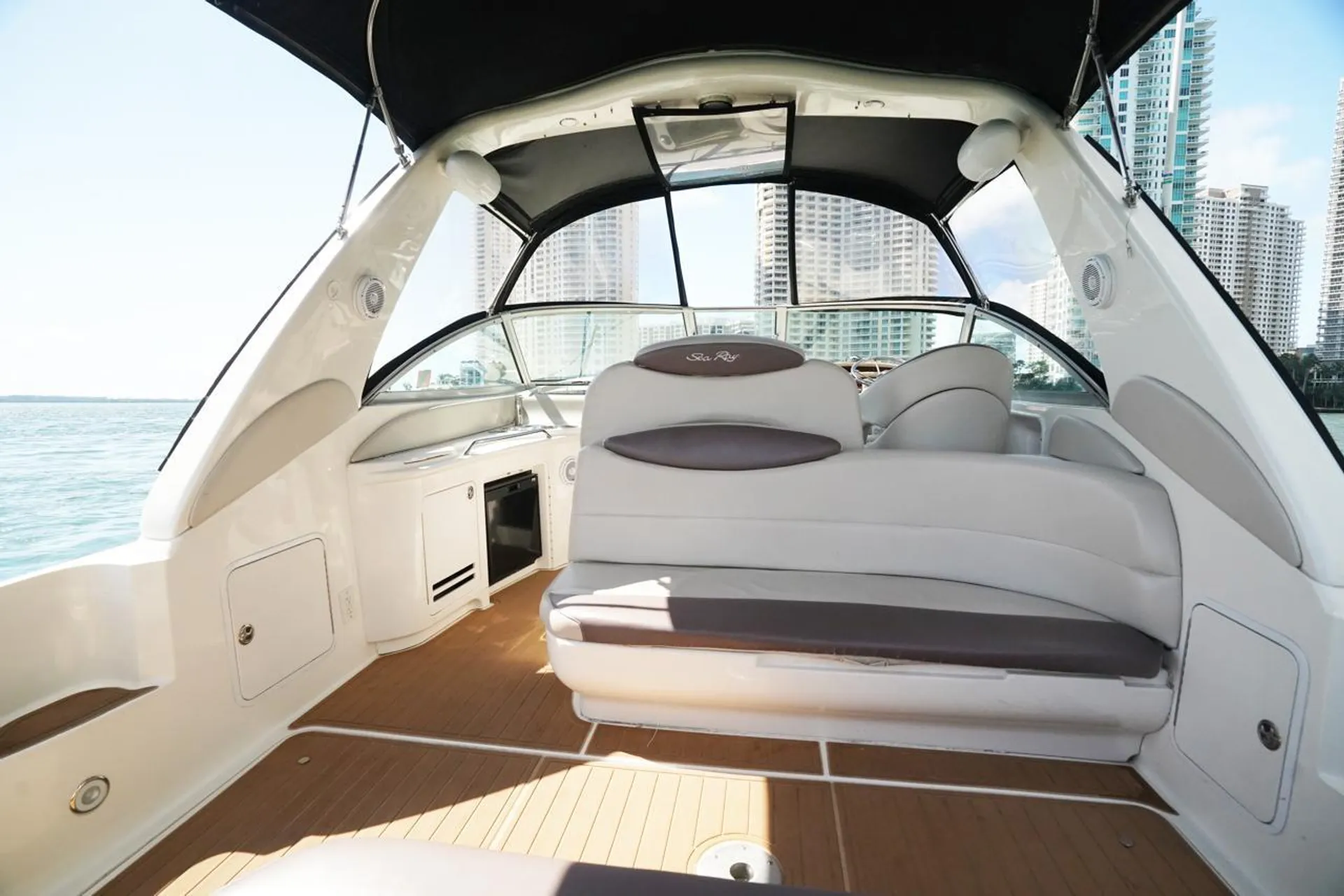 Sundance Boats 340 Sundancer  in Miami, FL — photo 3