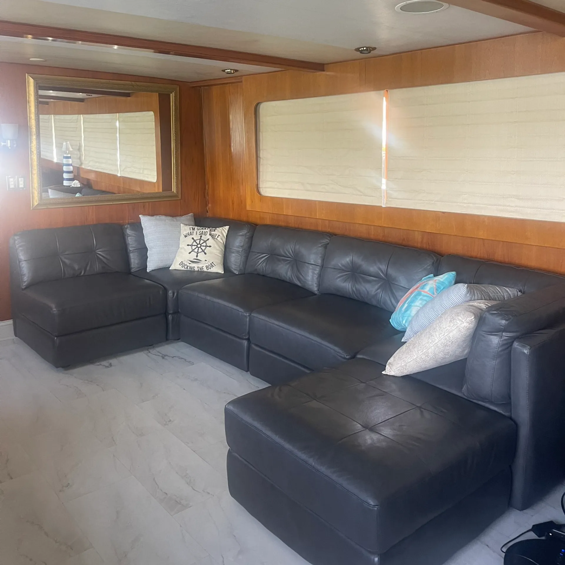 Luxury Mega-Yacht Timewarp Legal 12-pax with extras Fuel Included
