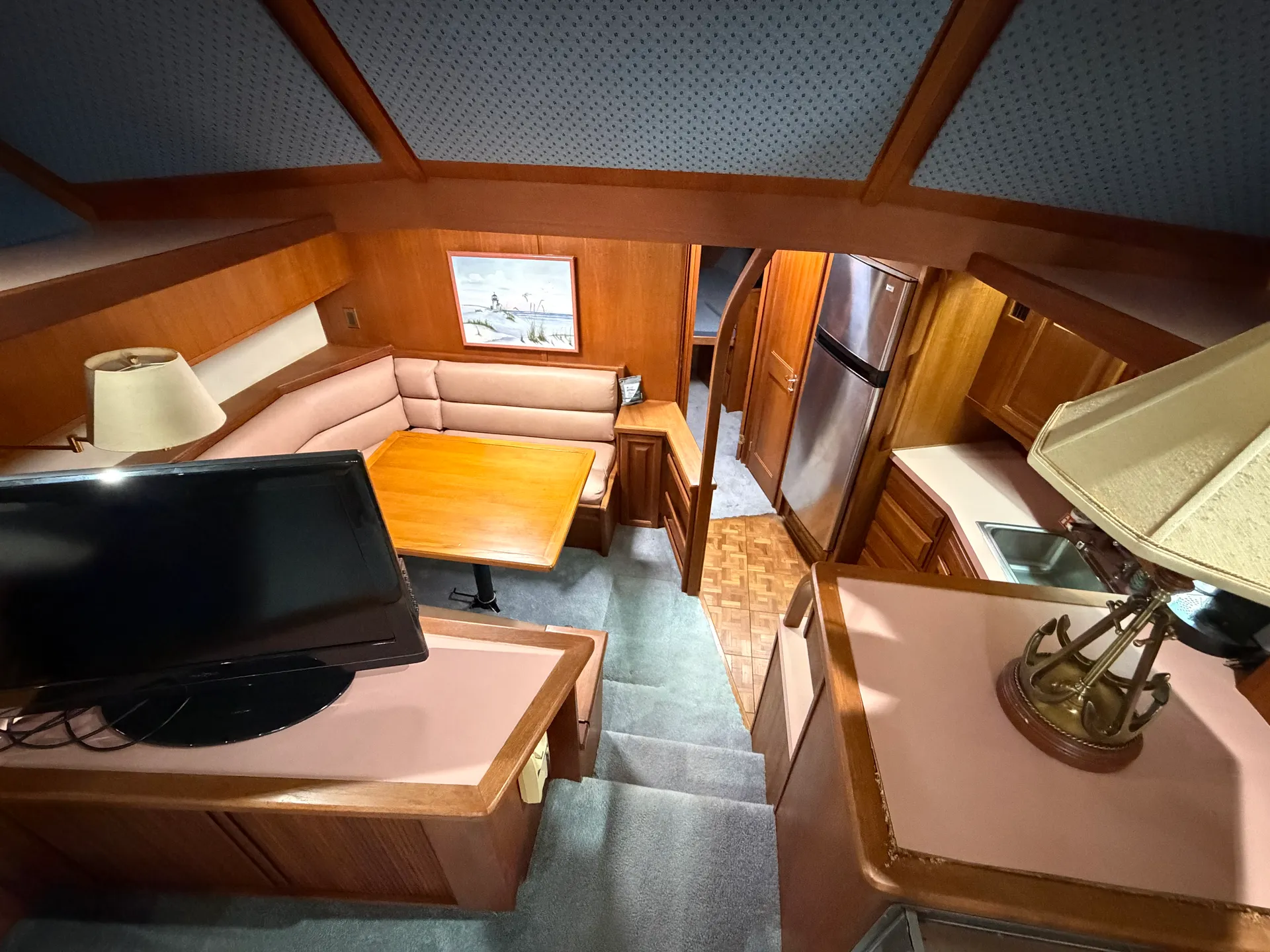 VIKING YACHT 44 MOTOR YACHT in Harrison Township, MI — photo 10