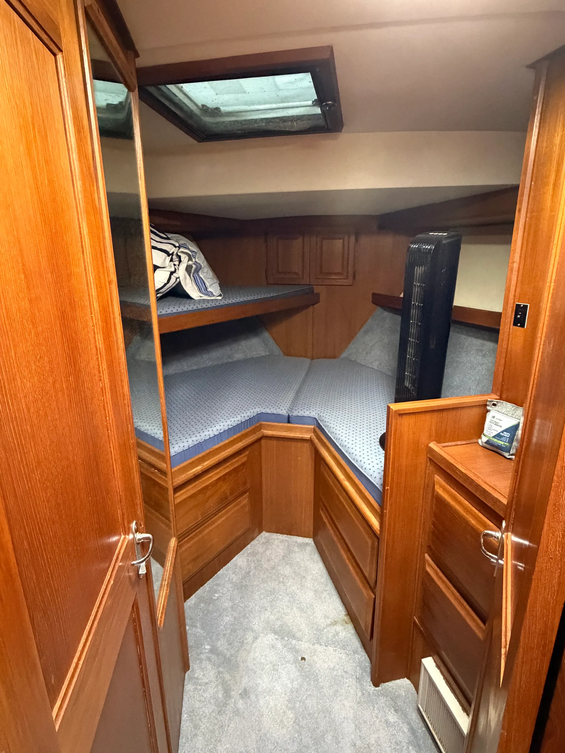 44’ Viking for day cruises, overnights and trips