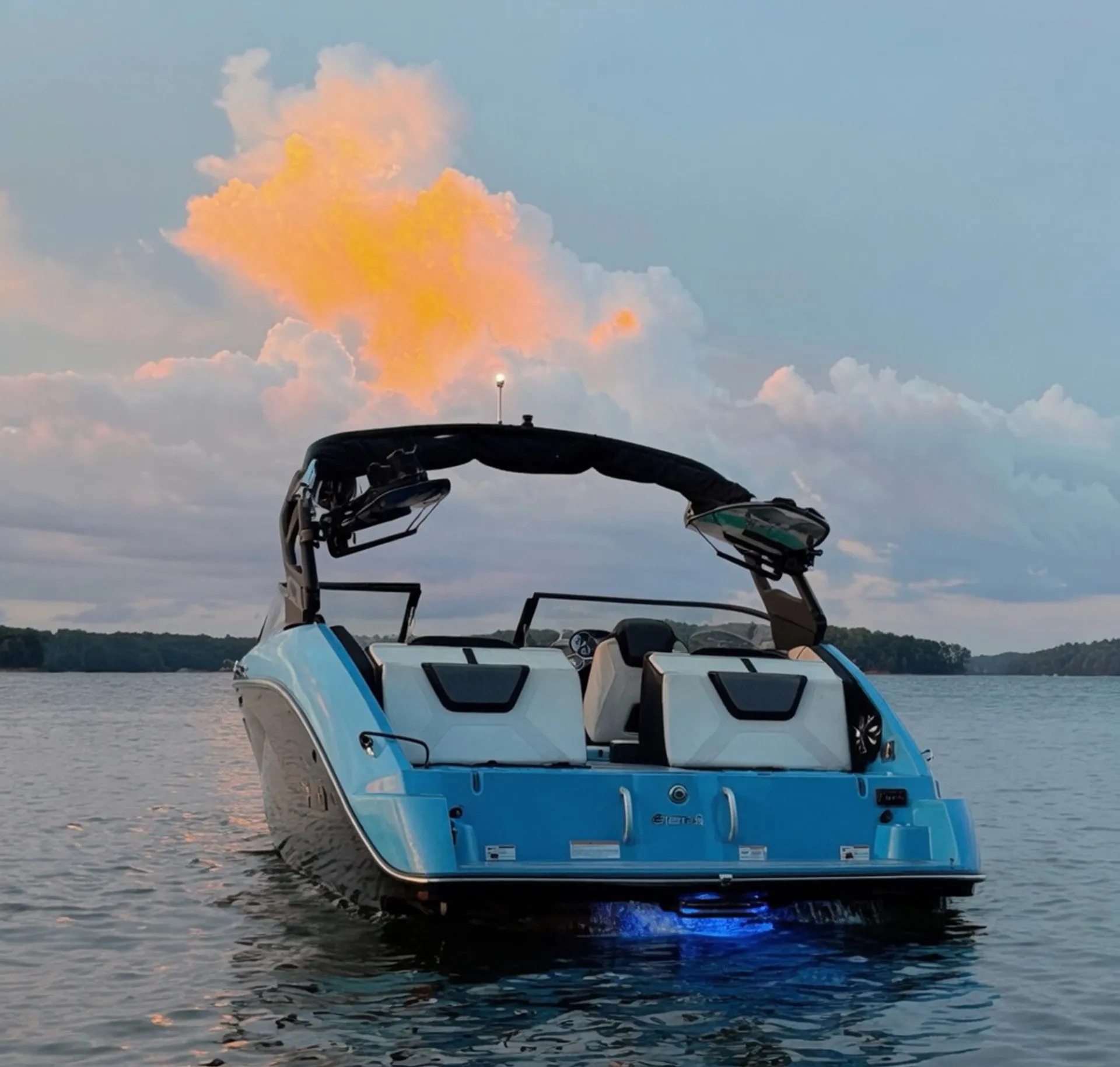 202X Yamaha 222XE Wake Boat - Triple Ballast, Surf & Watersports Ready