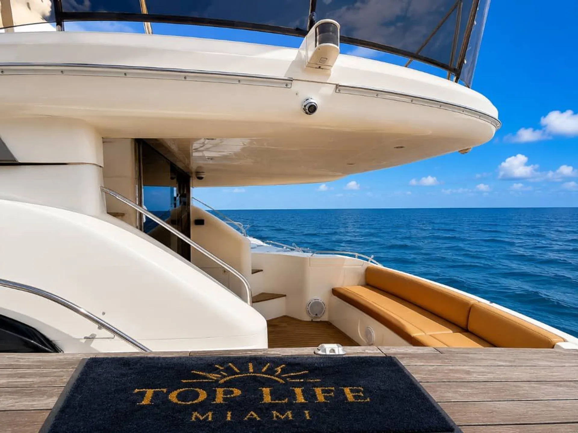 VIKING YACHT 52 FLYBRIDGE YACHT in Miami, FL — photo 7