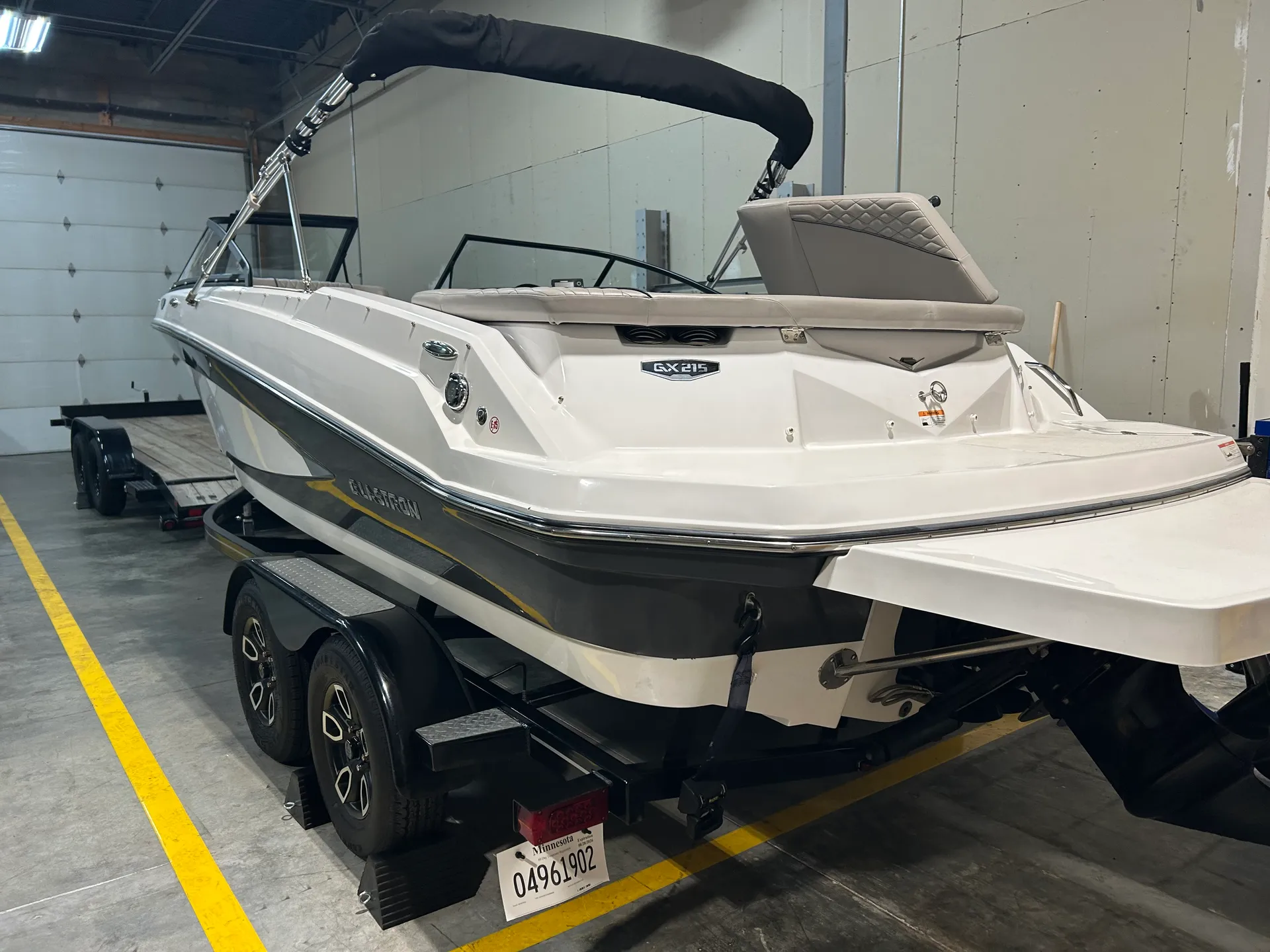 GLASTRON BOATS GX 215 in Ham Lake, MN — photo 2
