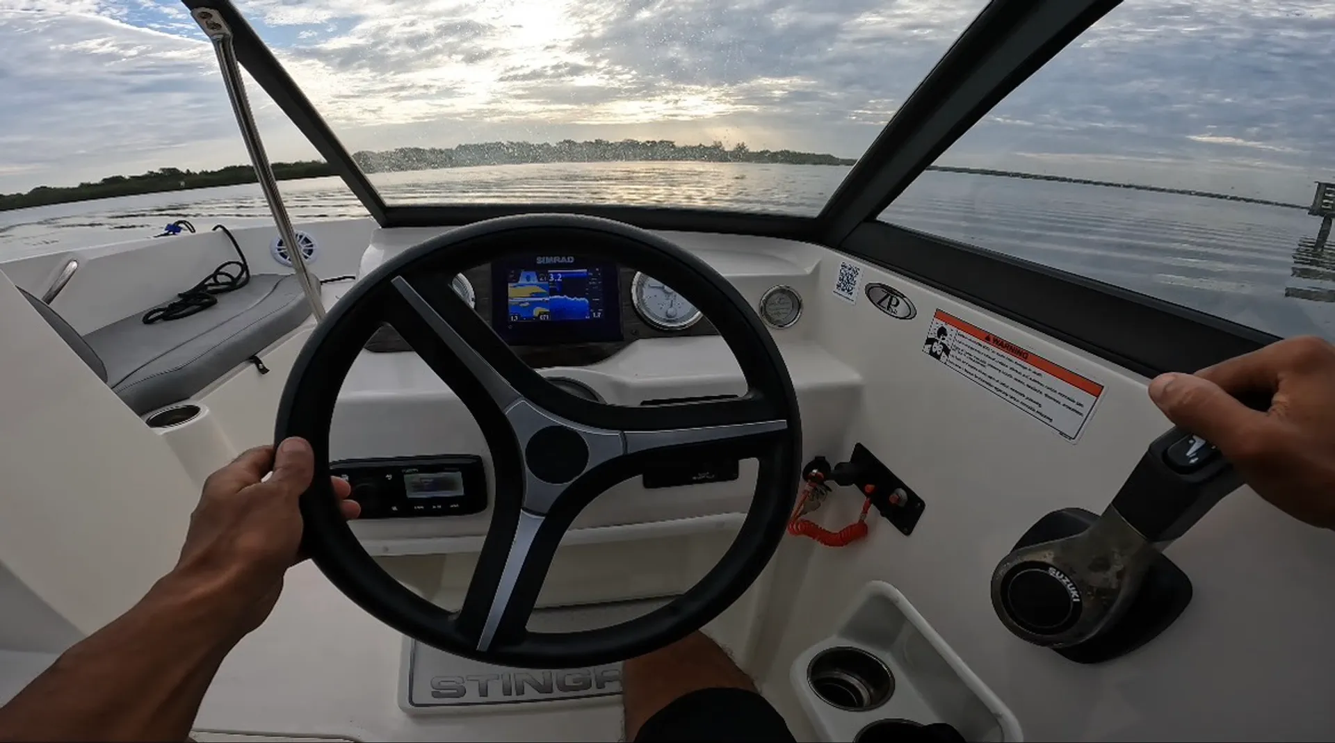Stingray 191DC Premium Family Boat 