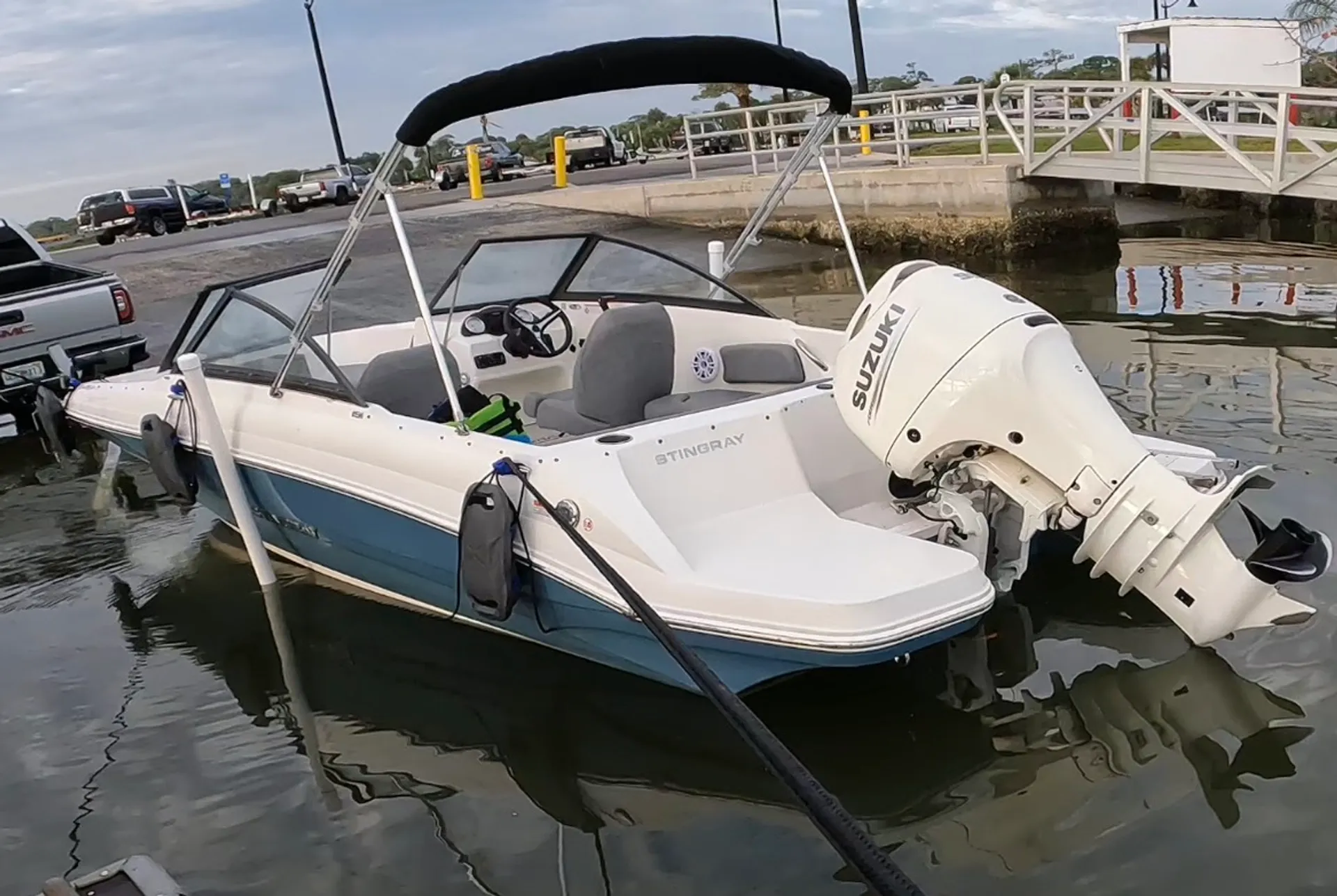 Stingray 191DC Premium Family Boat 