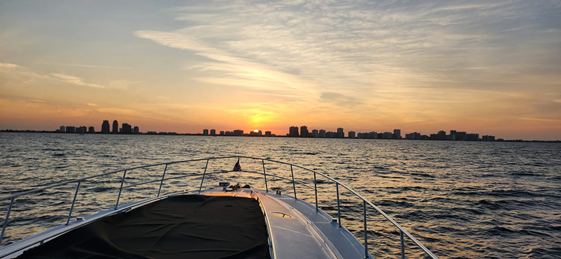 60 Foot Private Luxury Yacht Charter - A VIP Experience (Nauti Buoyz)