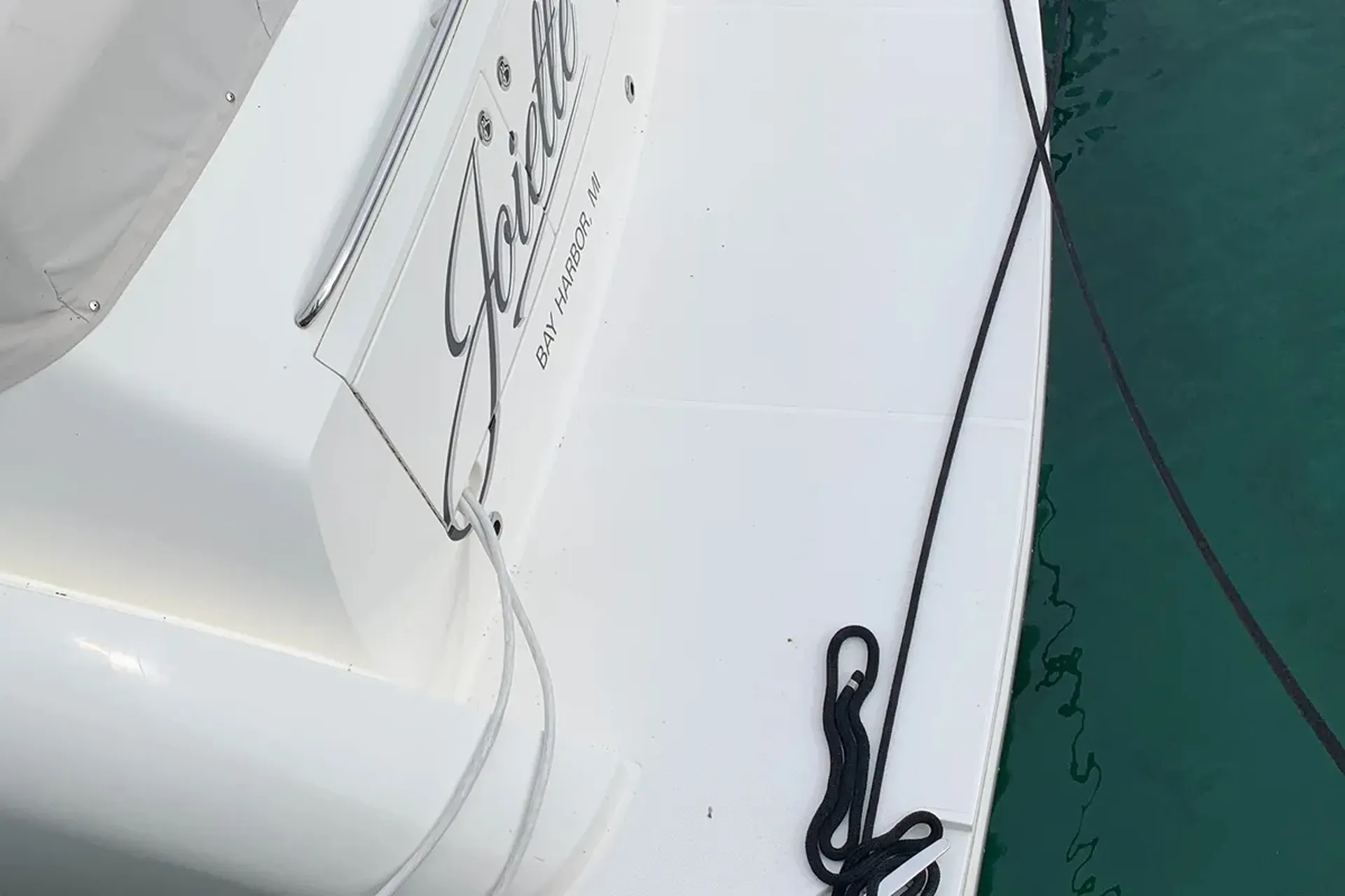 CARVER YACHTS C37 in New York, NY — photo 9