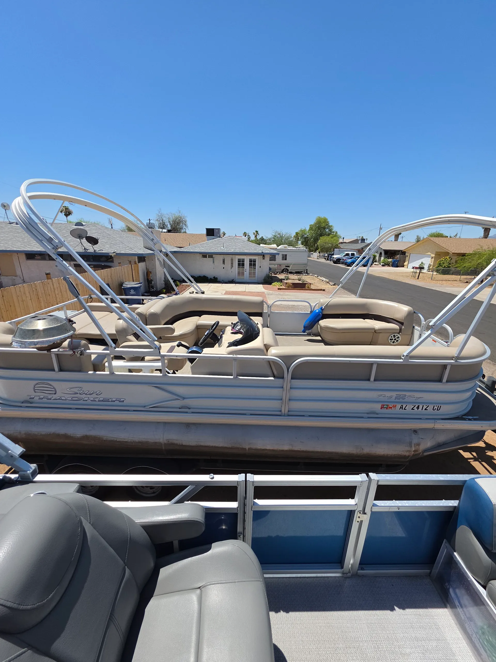 SUN TRACKER BY TRACKER MARINE PARTY BARGE 22 DLX W/115ELPT PRO XS in Bullhead City, AZ — photo 9