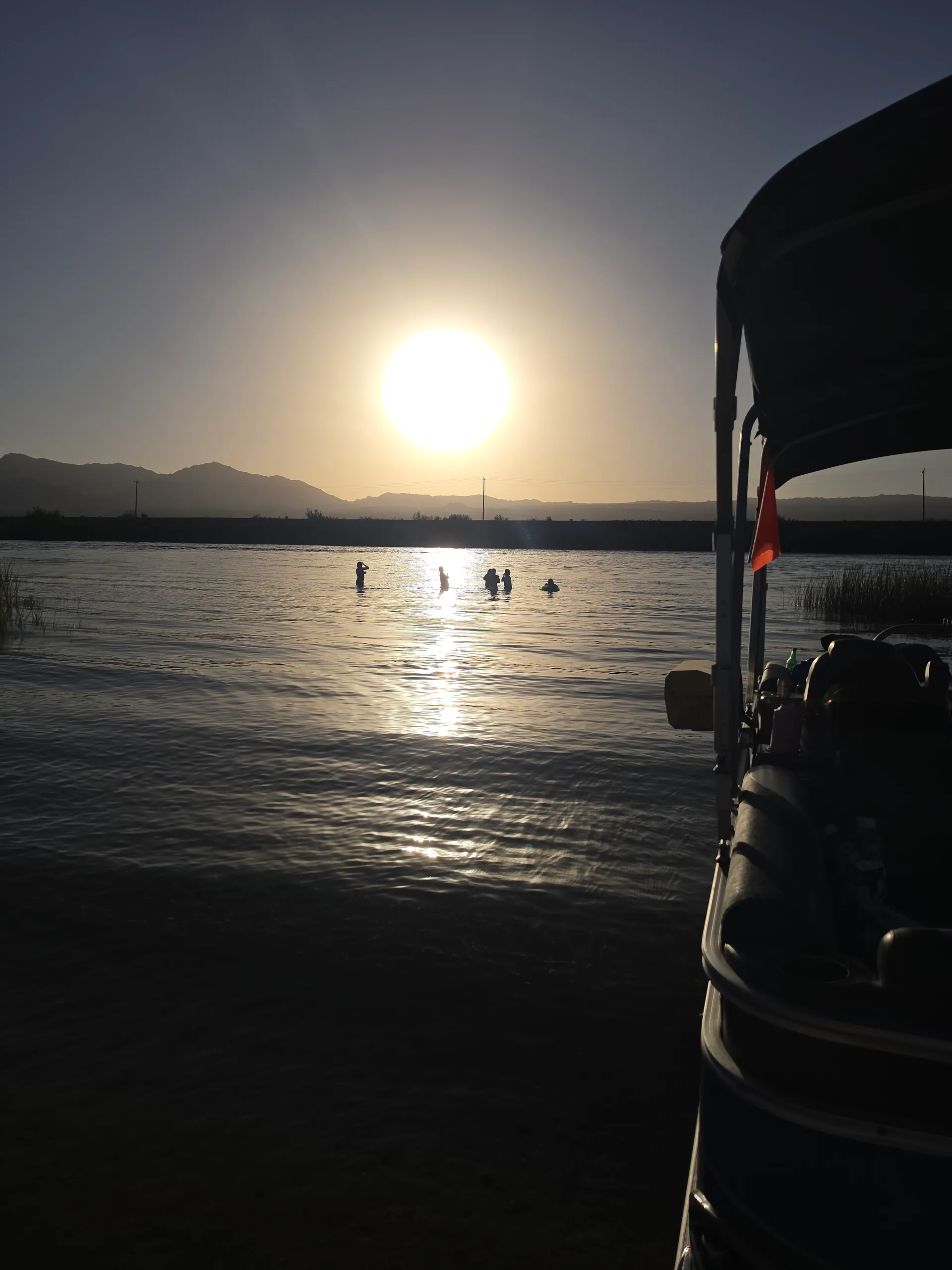 AVALON PONTOONS VENTURE QUAD LOUNGER 2080QL in Bullhead City, AZ — photo 8