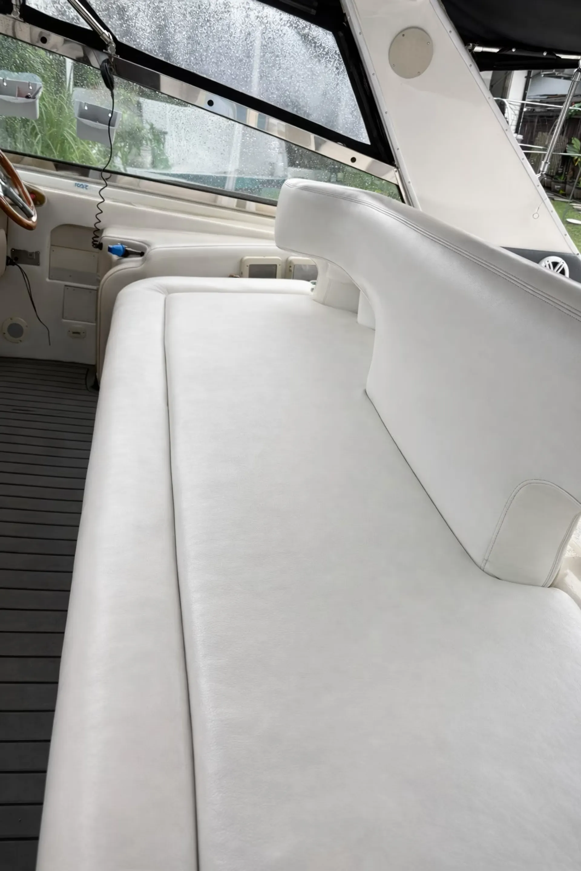 Sea Ray Boats Sundancer 55 in Miami, FL — photo 6