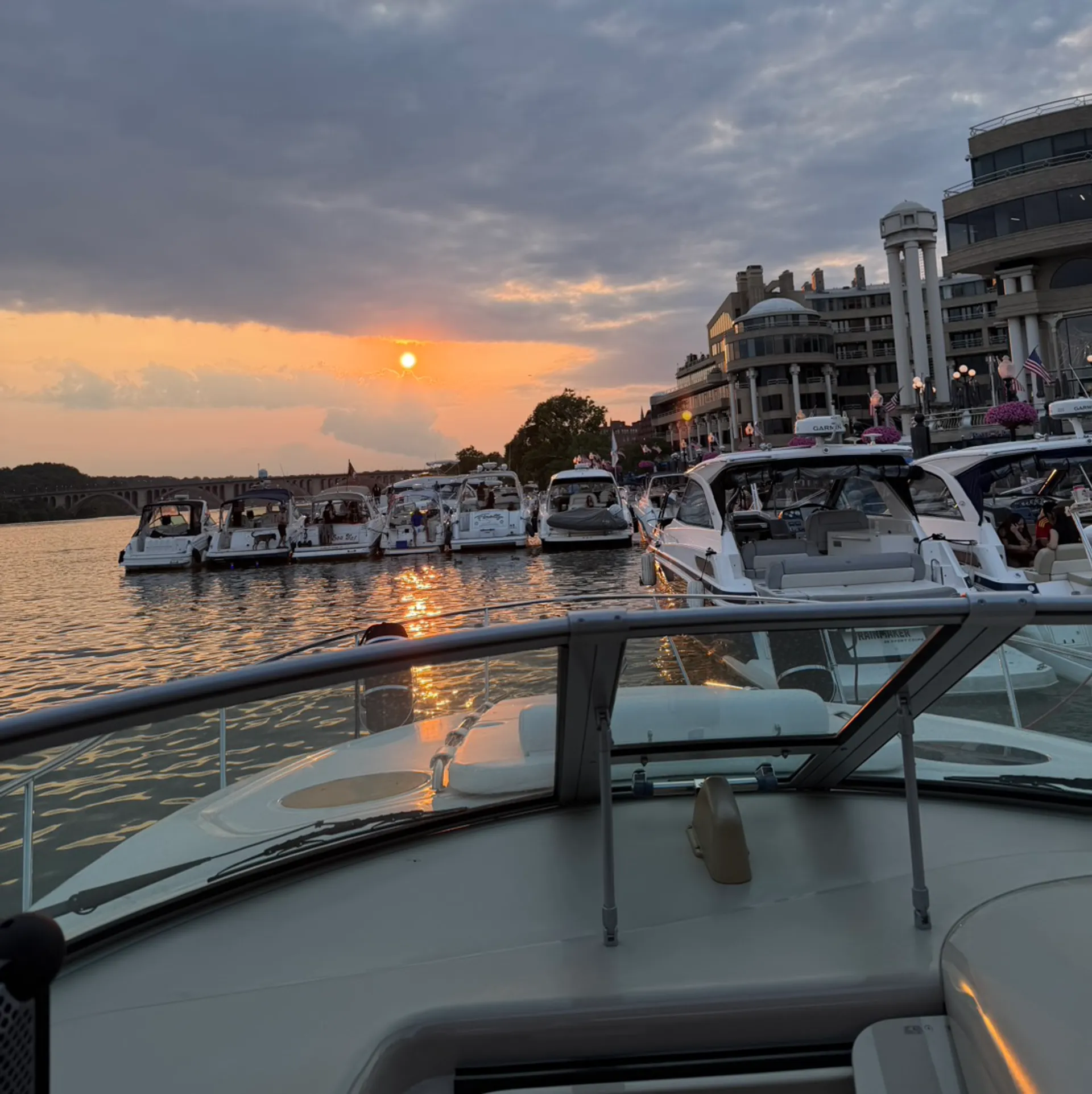 36ft Boat for Special Occasions and Cruises in the DMV Area 
