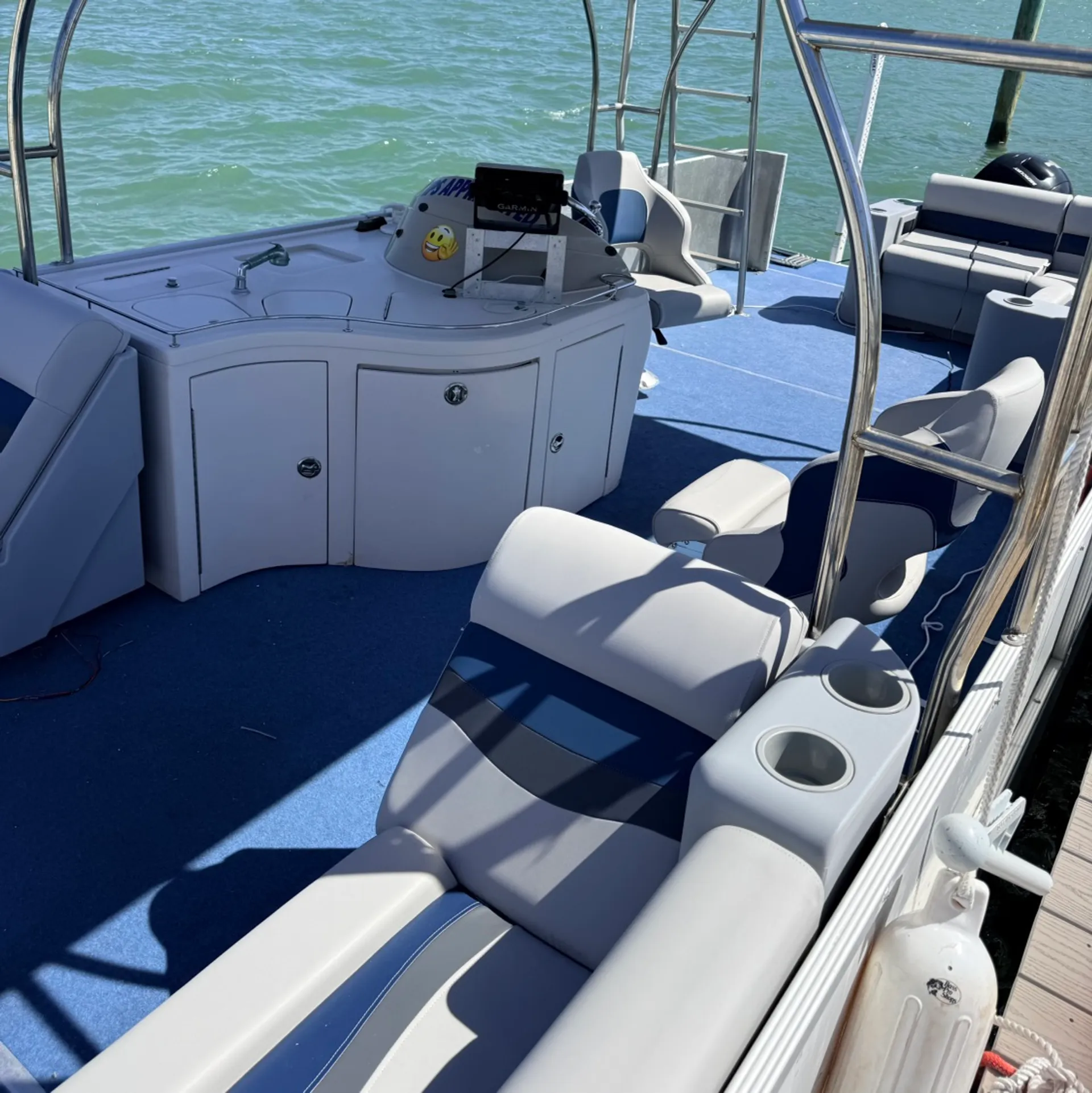 CREST PONTOONS 27 UPPER SUNDECK in North Miami Beach, FL — photo 9