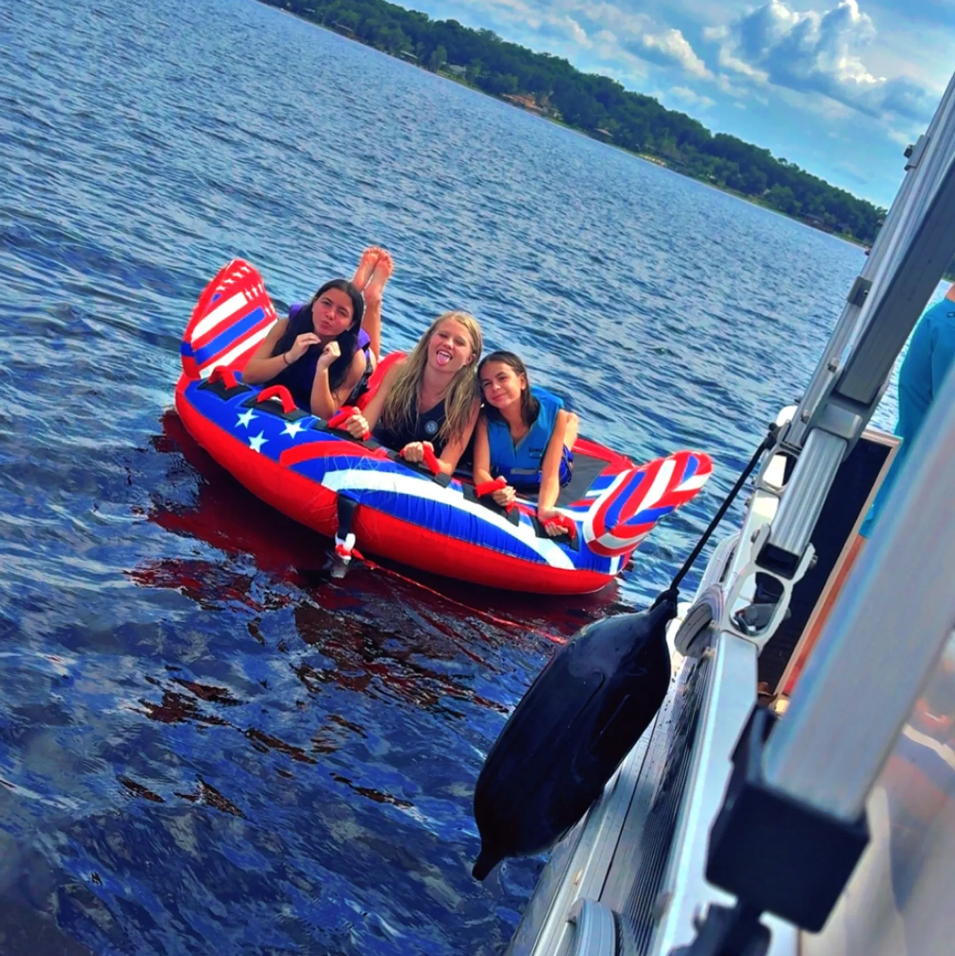 Clermont FL Chain of Lakes 24ft pontoon boat that fits 13 passengers!