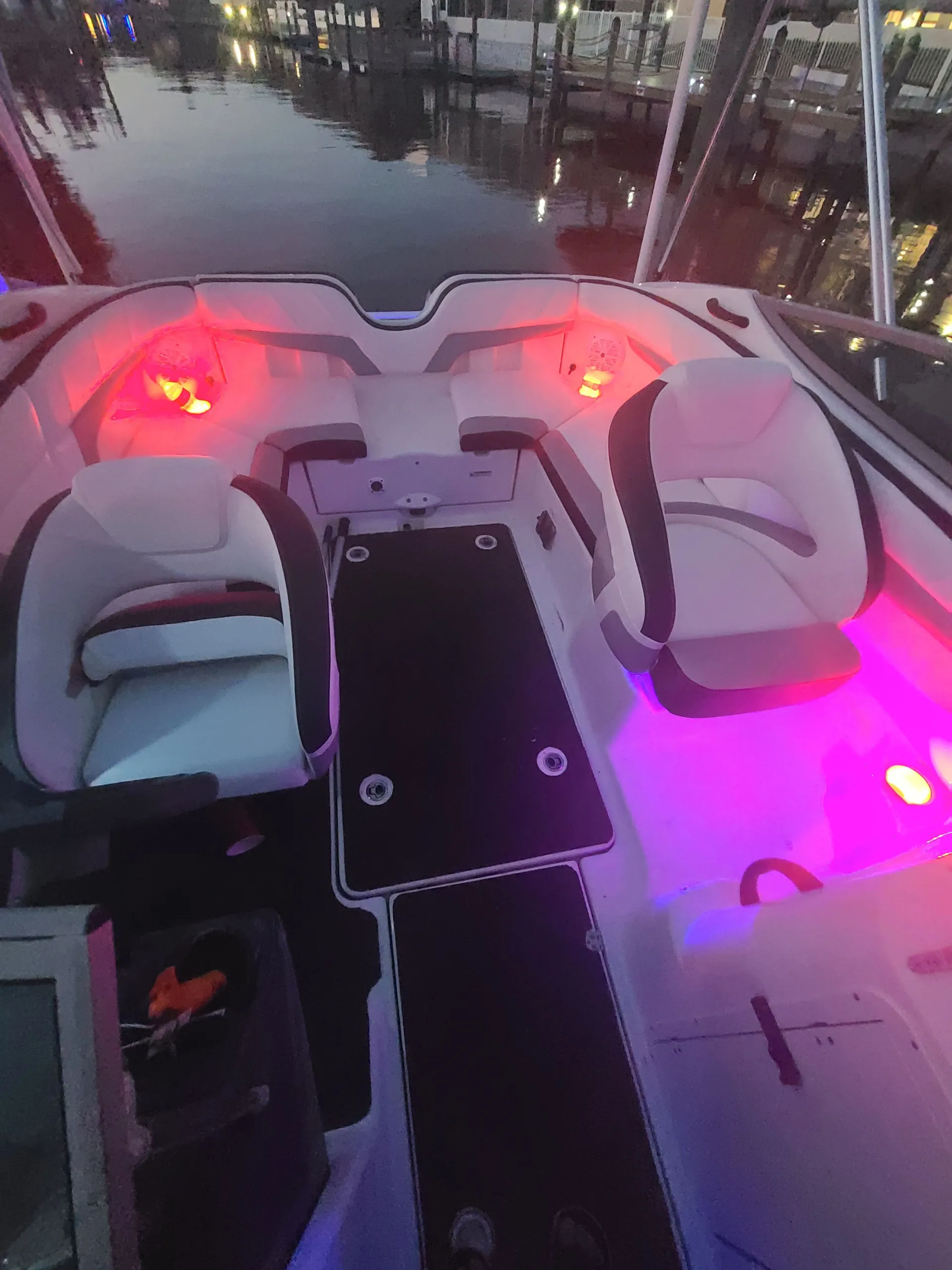 Let's go boating in a Premium Fishing and Leisure Boat 