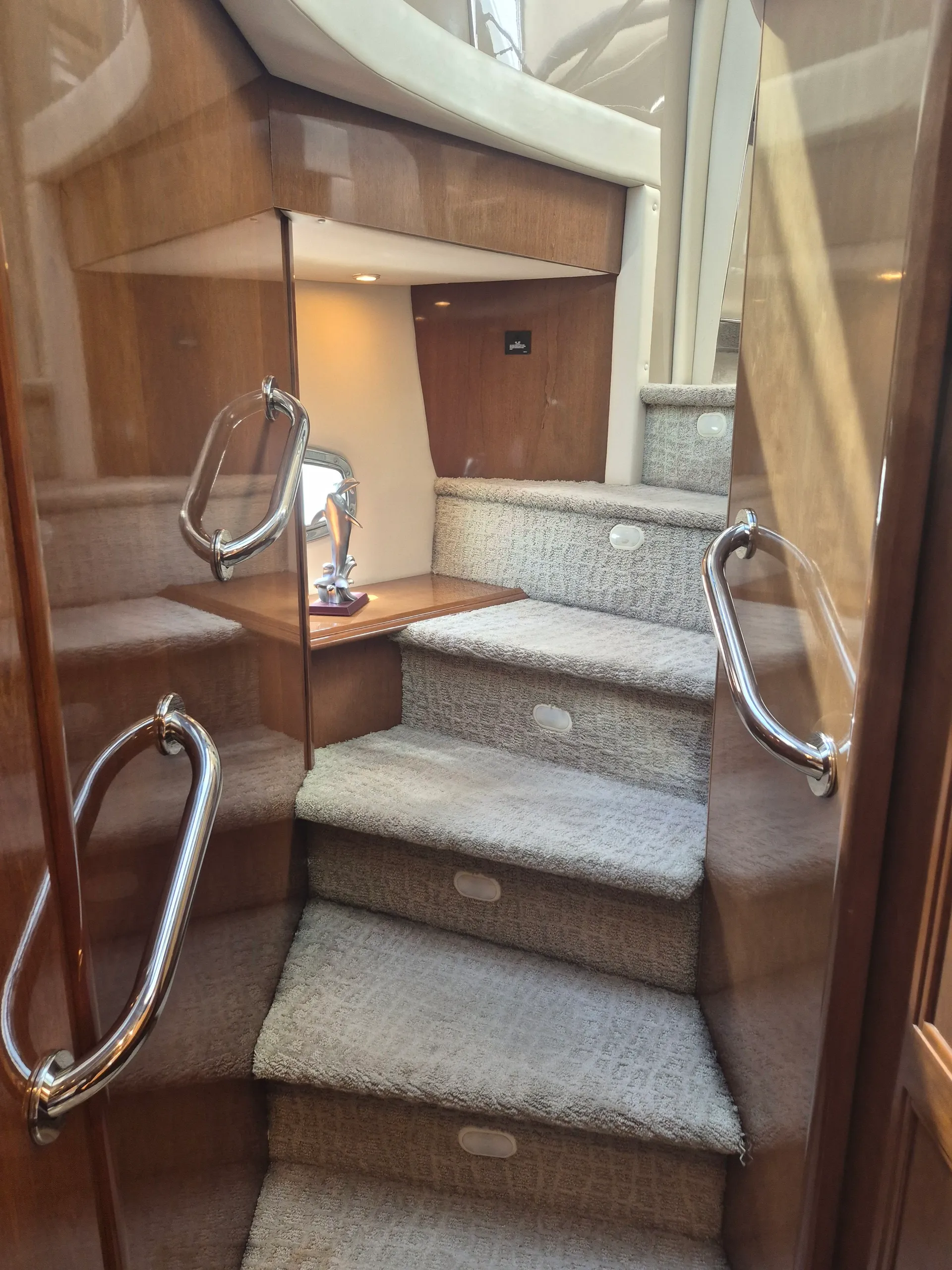 55' Luxury Yacht
