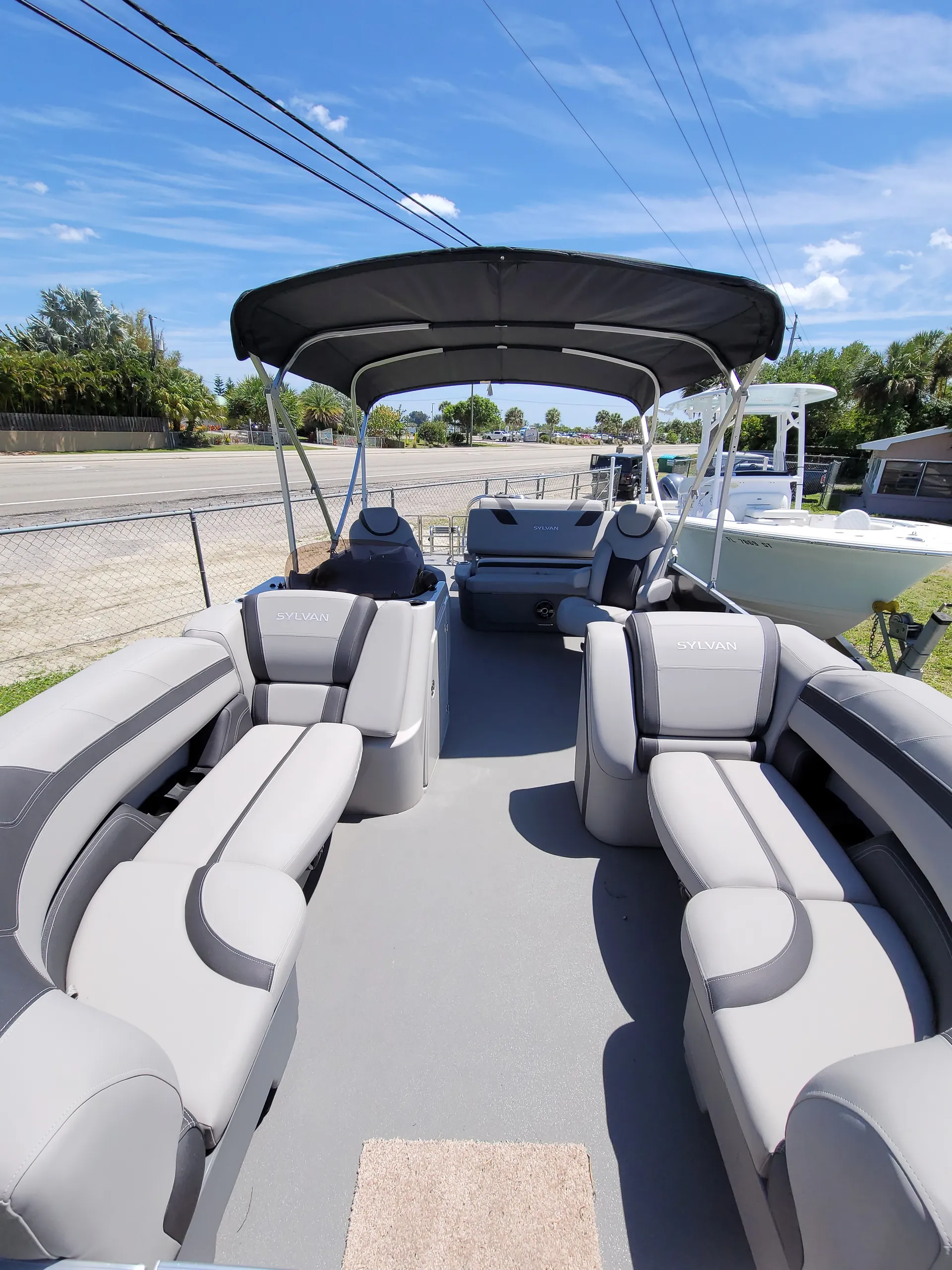 SYLVAN MARINE L-3 DLZ TRITOON in Malabar, FL — photo 2