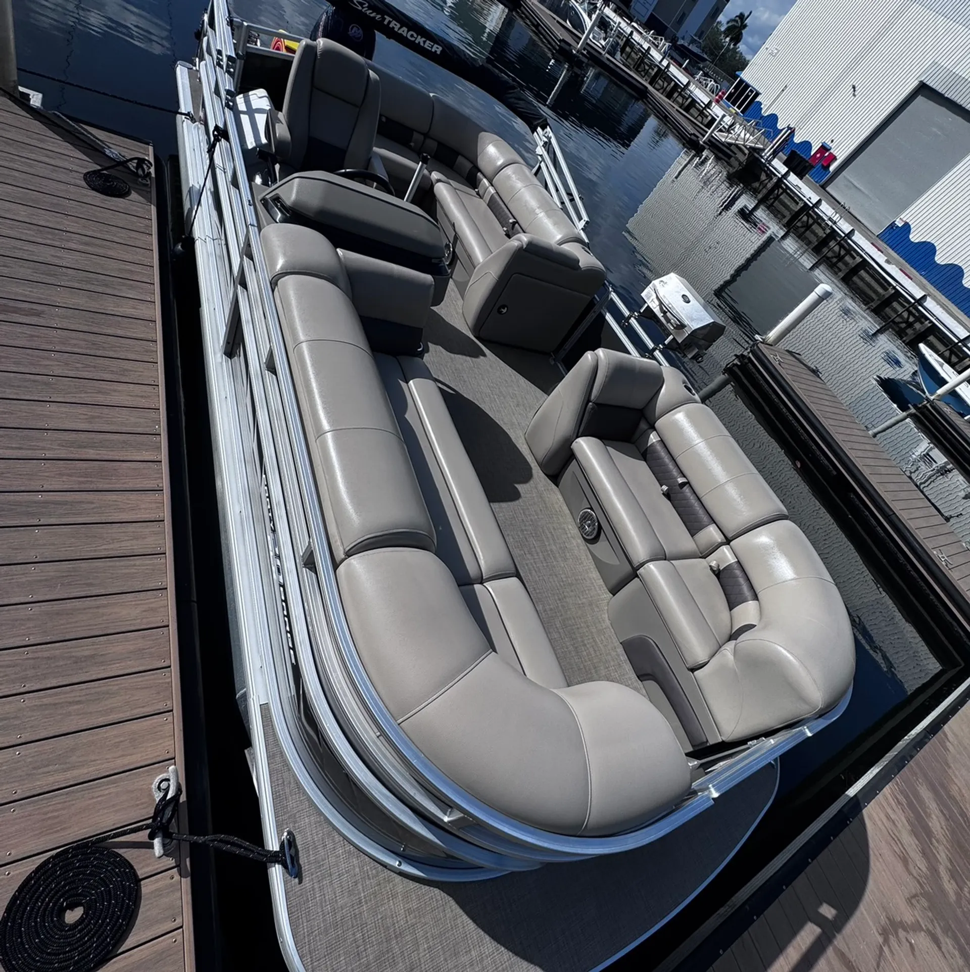 Amazing Pontoon Escape for 8 Party Adventure