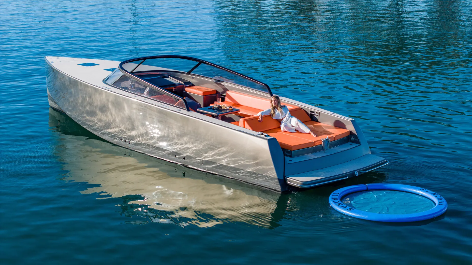 Van Dutch 40 in Avalon, CA — photo 4