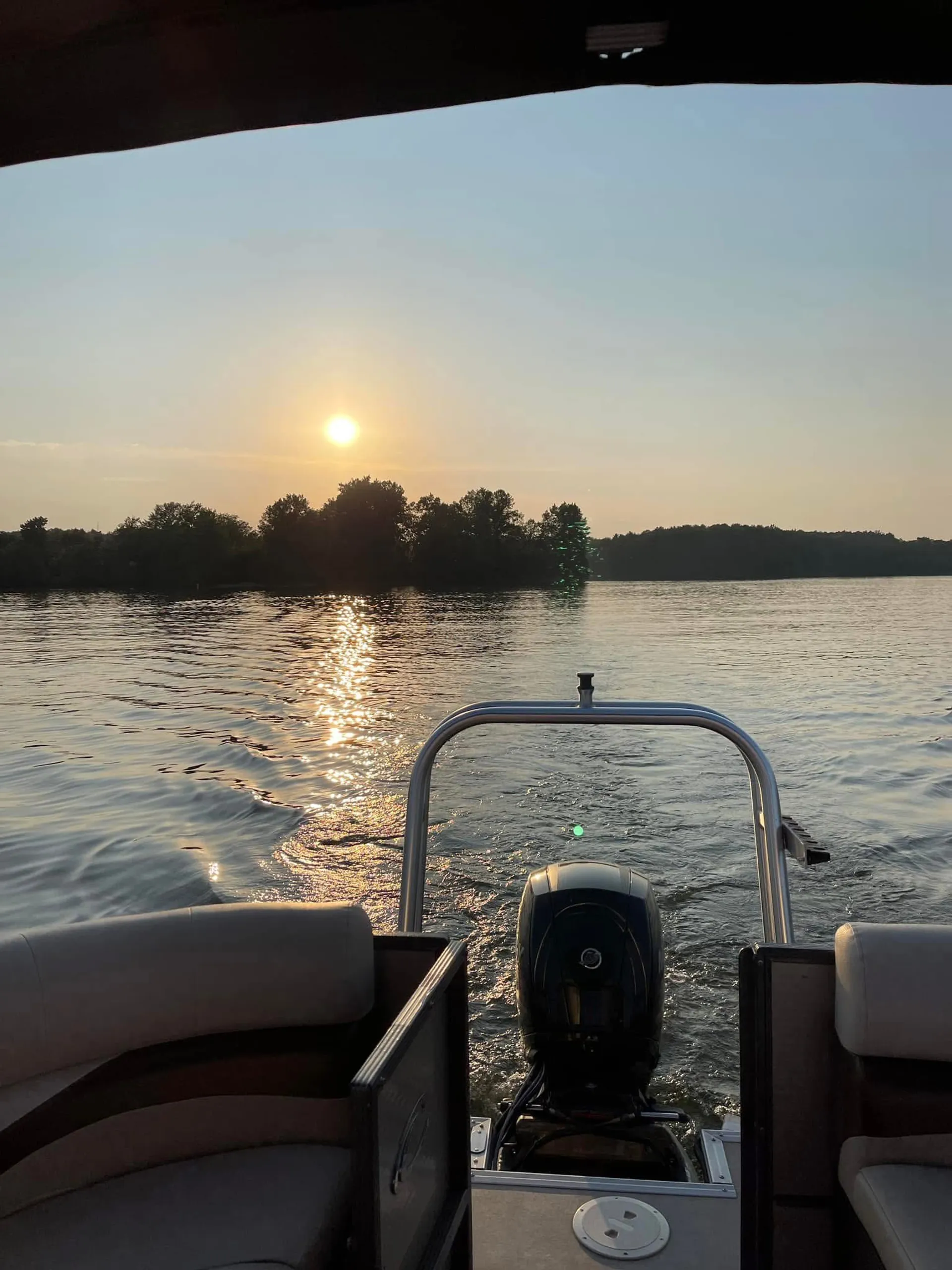 CREST PONTOONS 230 CREST CLASSIC in Terre Haute, IN — photo 5