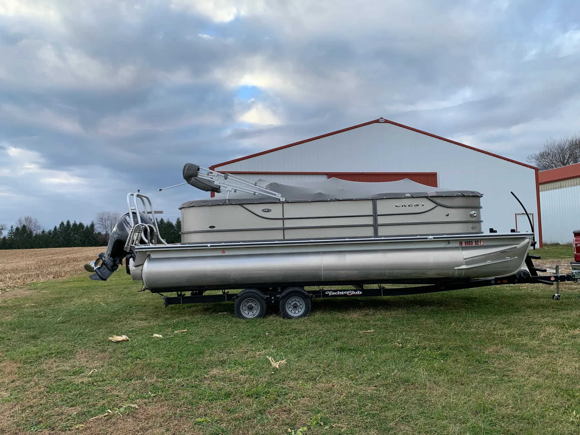 CREST PONTOONS 230 CREST CLASSIC in Terre Haute, IN — photo 2