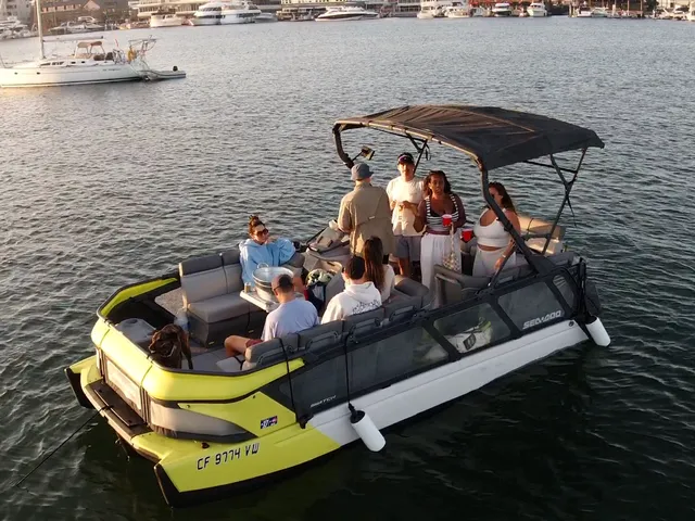 Rent a SEA-DOO pontoon in Newport Beach, CA near me