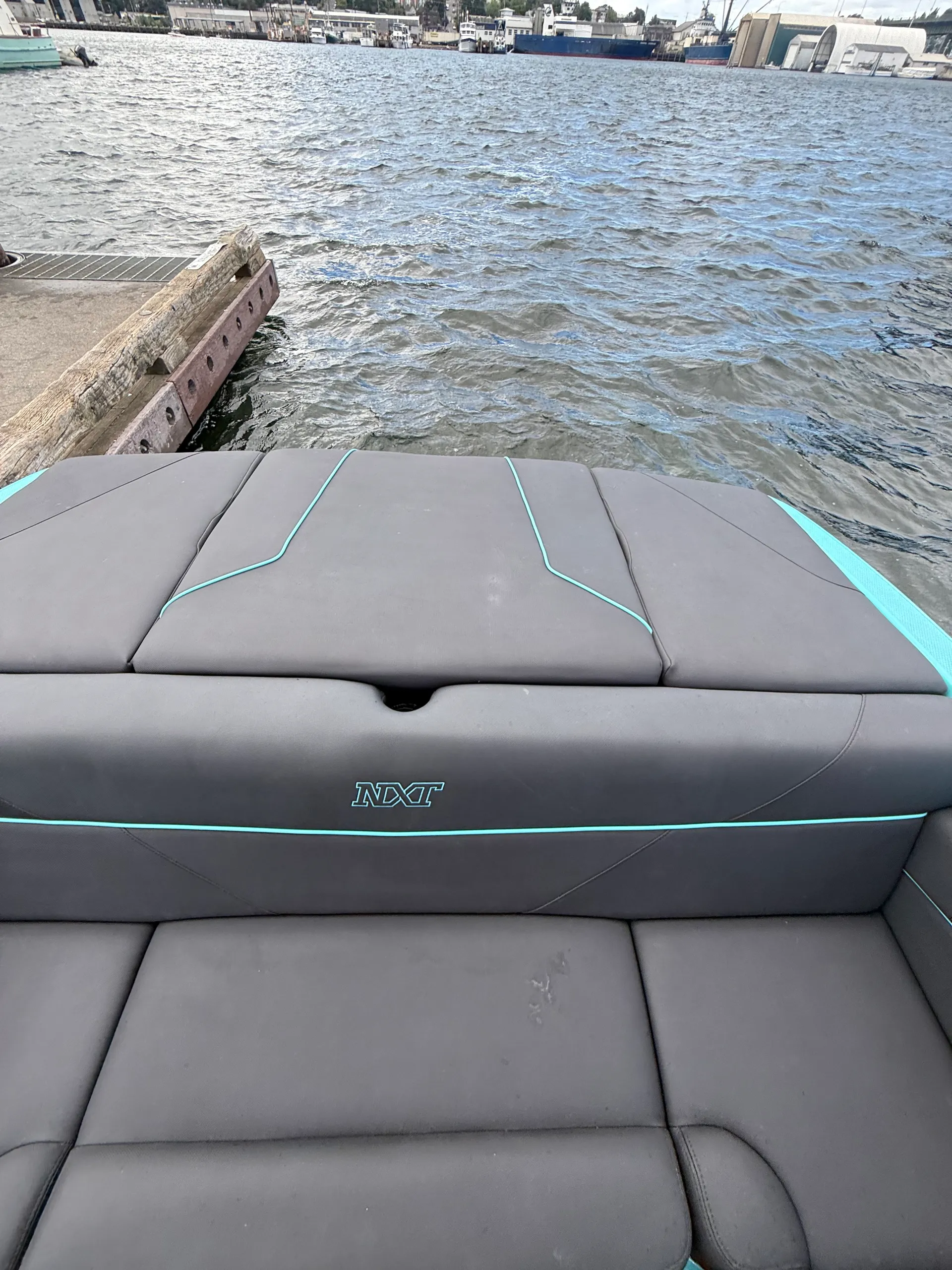 2020 MasterCraft NXT20 | Experience Seattle from the Water