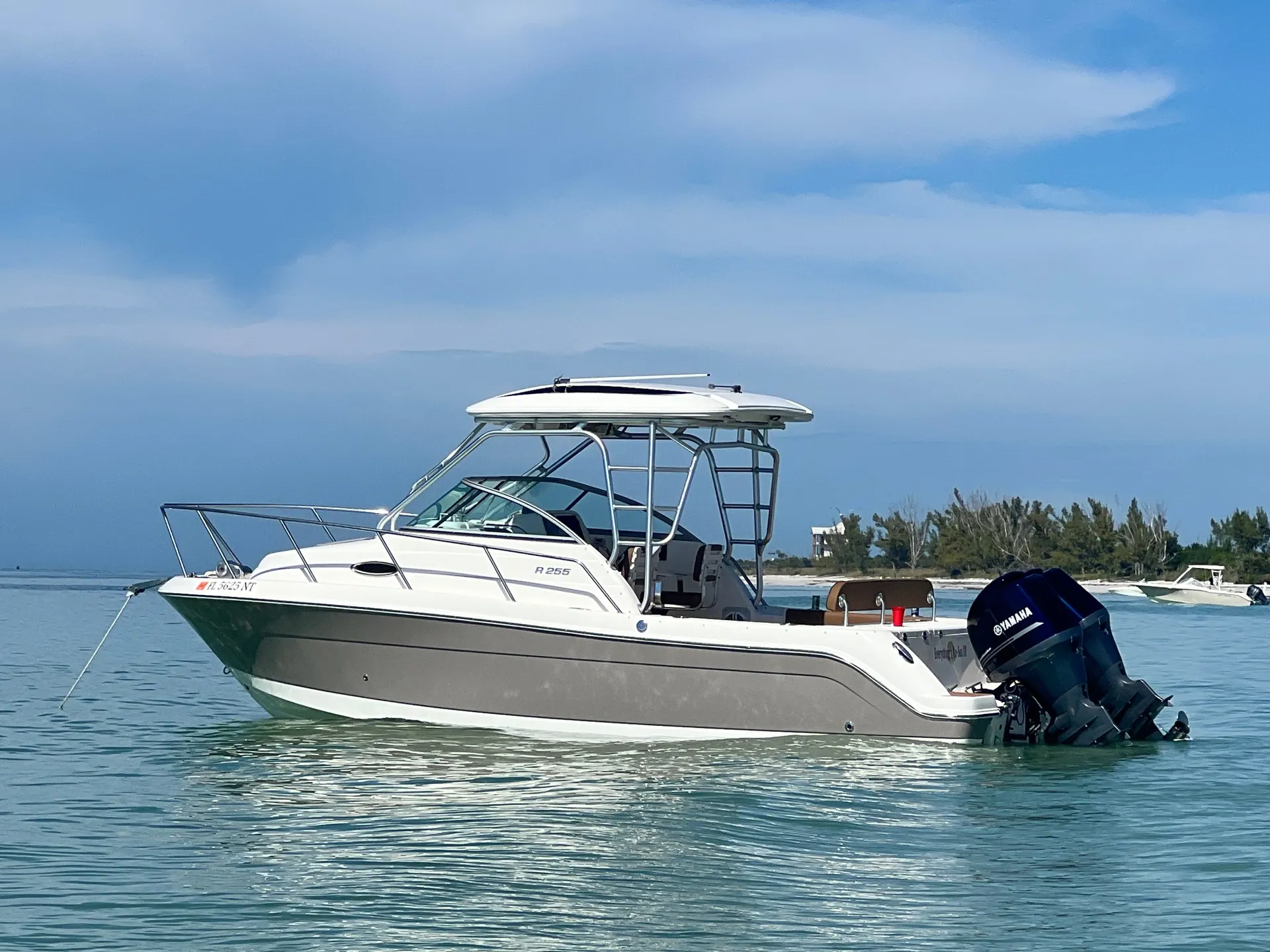 ROBALO 245 WA W/2-150 4-S in Fort Myers, FL