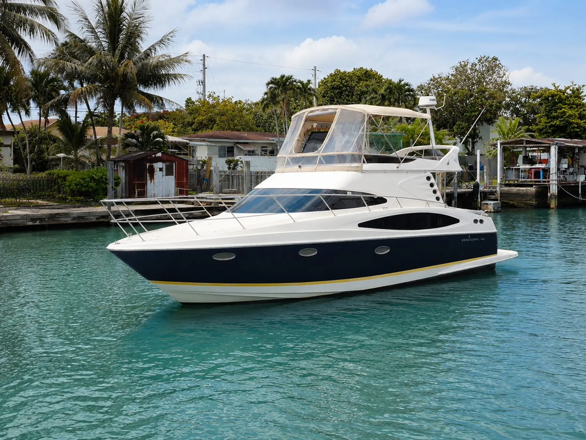 Regal Commodore 3880 in Miami, FL — photo 2