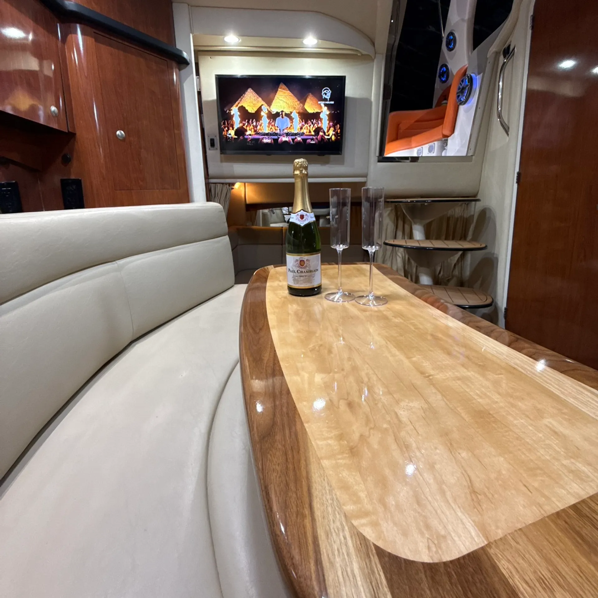 320 SeaRay Sundancer Adventure — Cruise, Swim and Explore Miami, FL!