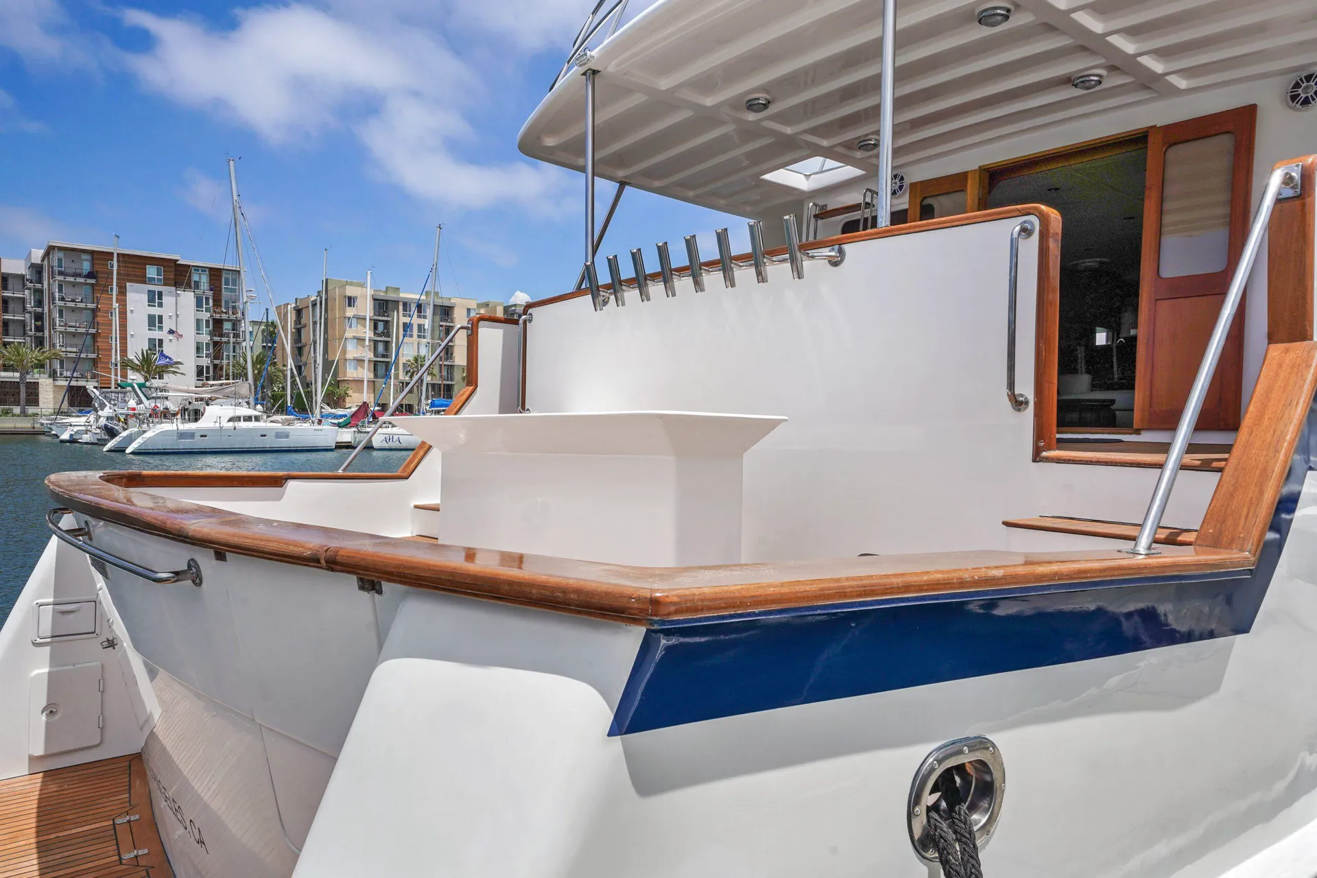 Redondo Beach - 70ft 2016 Defever!