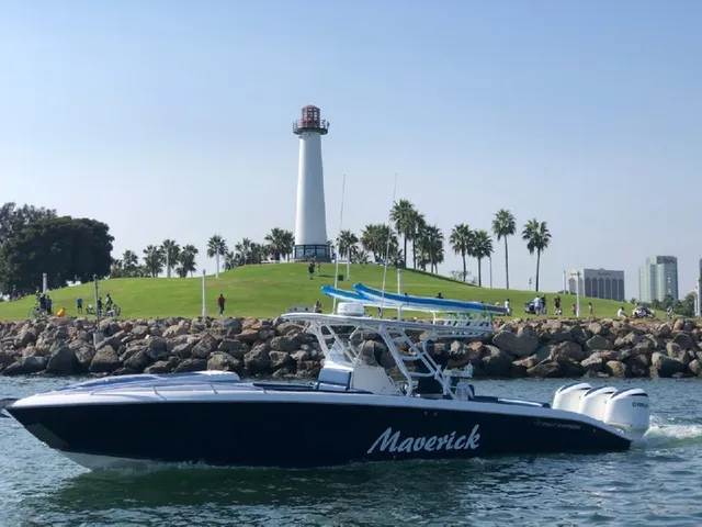Rent a Midnight Express center console in Long Beach, CA near me