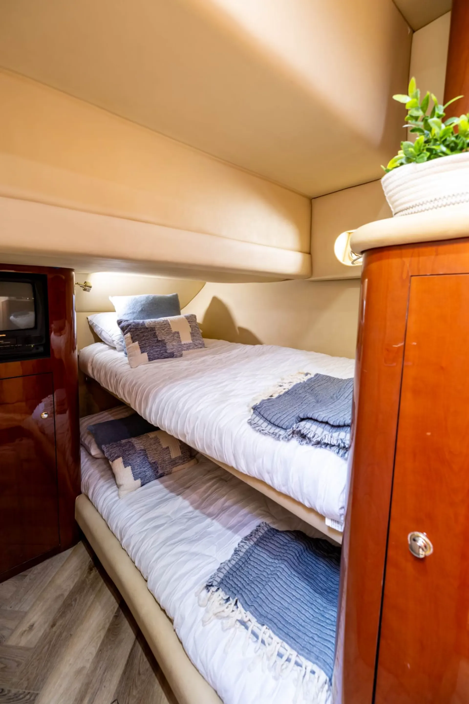 Redondo Beach - 60ft Sea Ray Flybridge Yacht!