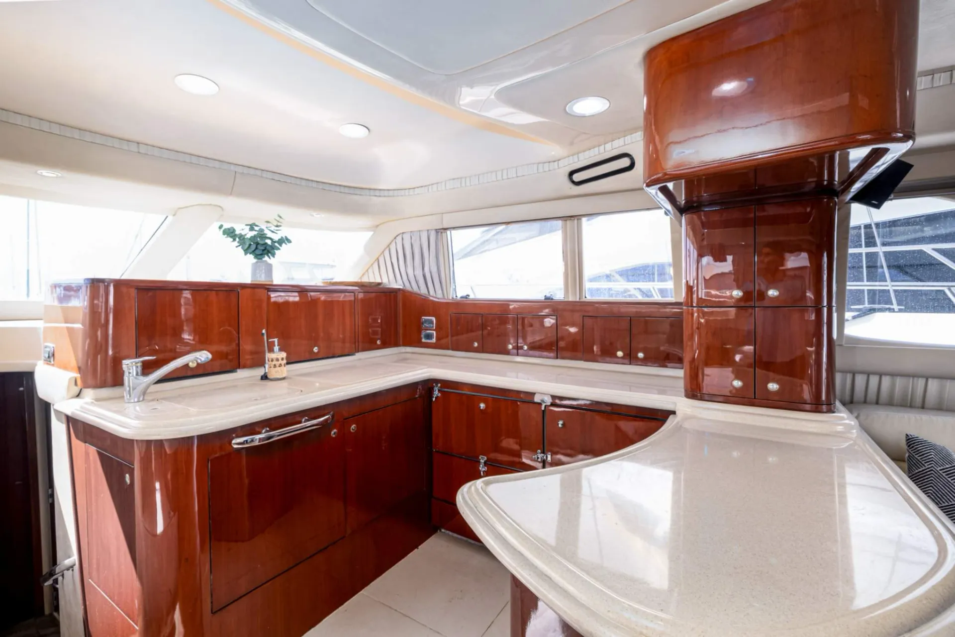 Redondo Beach - 60ft Sea Ray Flybridge Yacht!